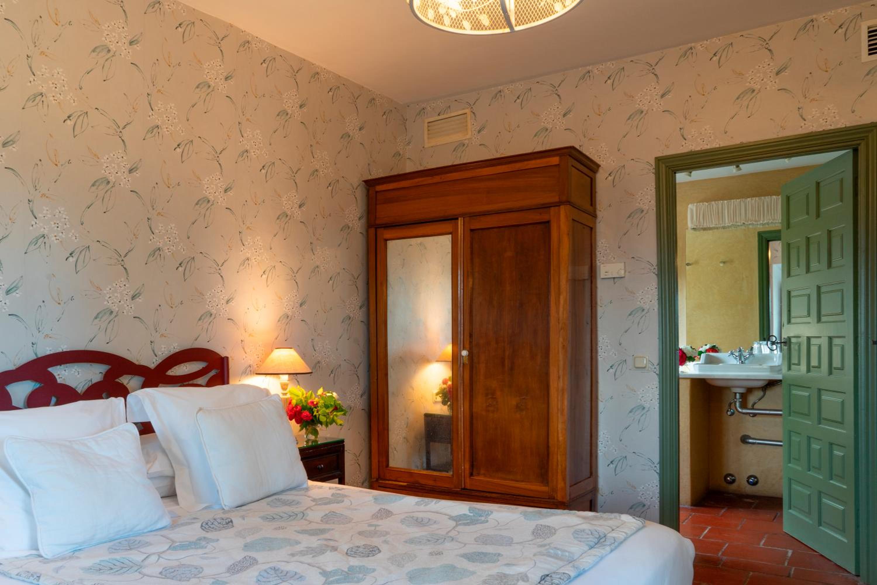 Superior Double Room - Photo 33