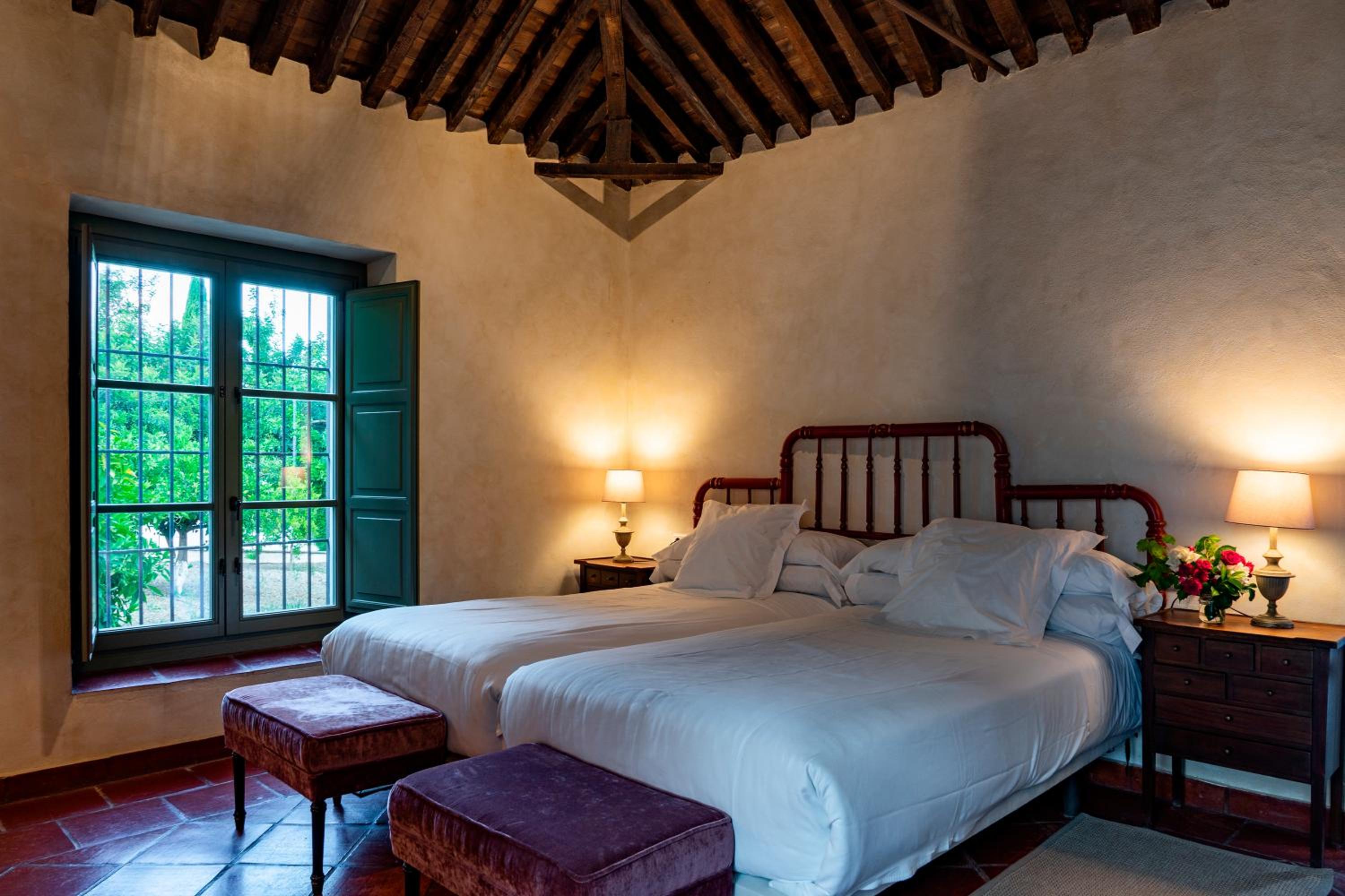 Superior Double Room - Photo 2