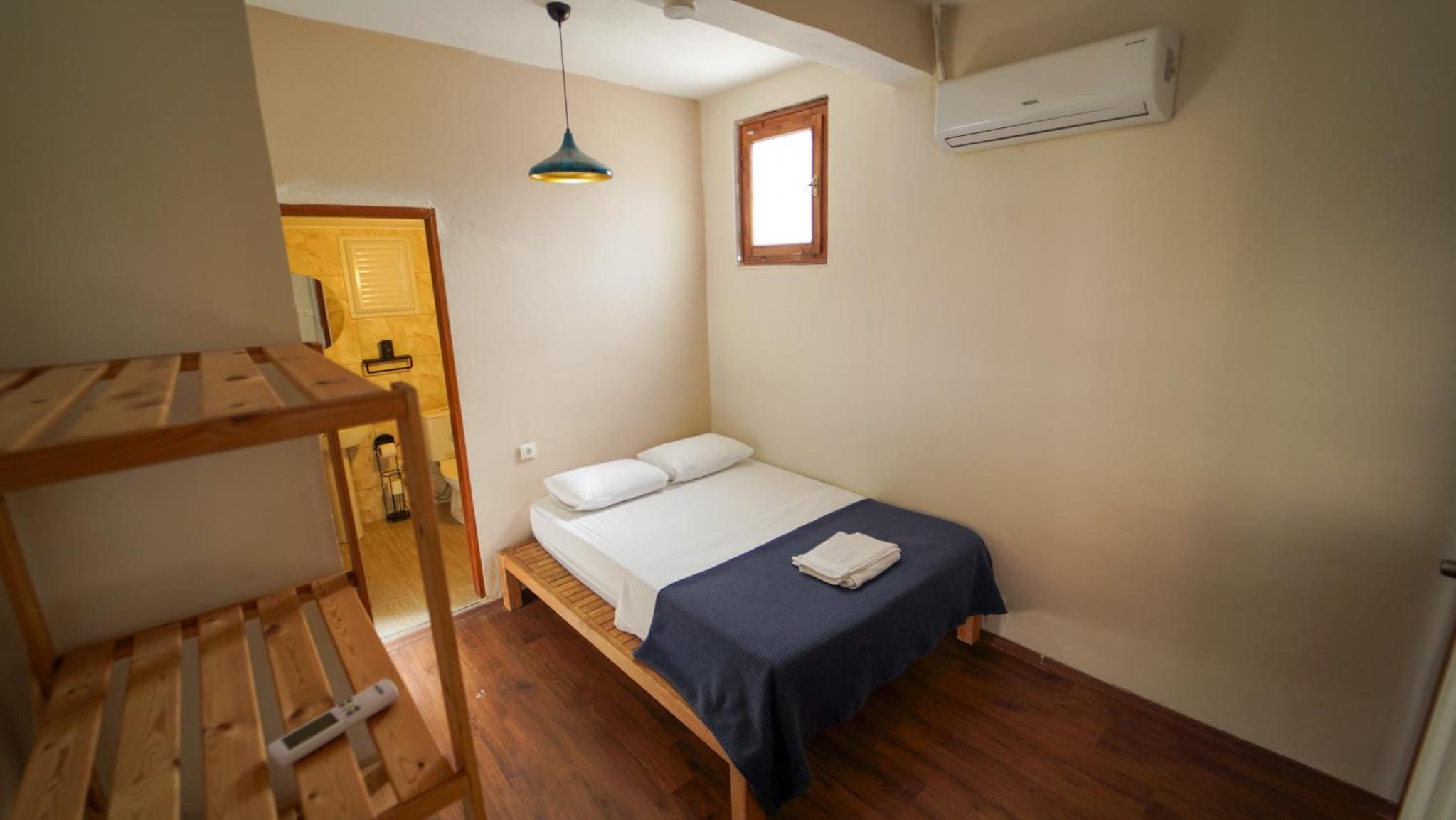 Double Room with Balcony photo 2