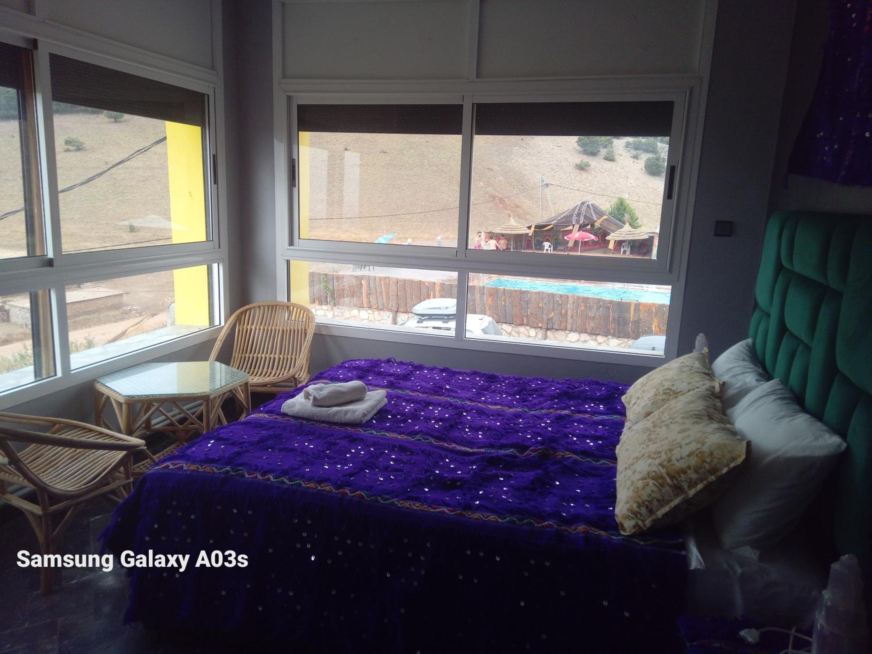Triple Room with Pool View - Photo 1