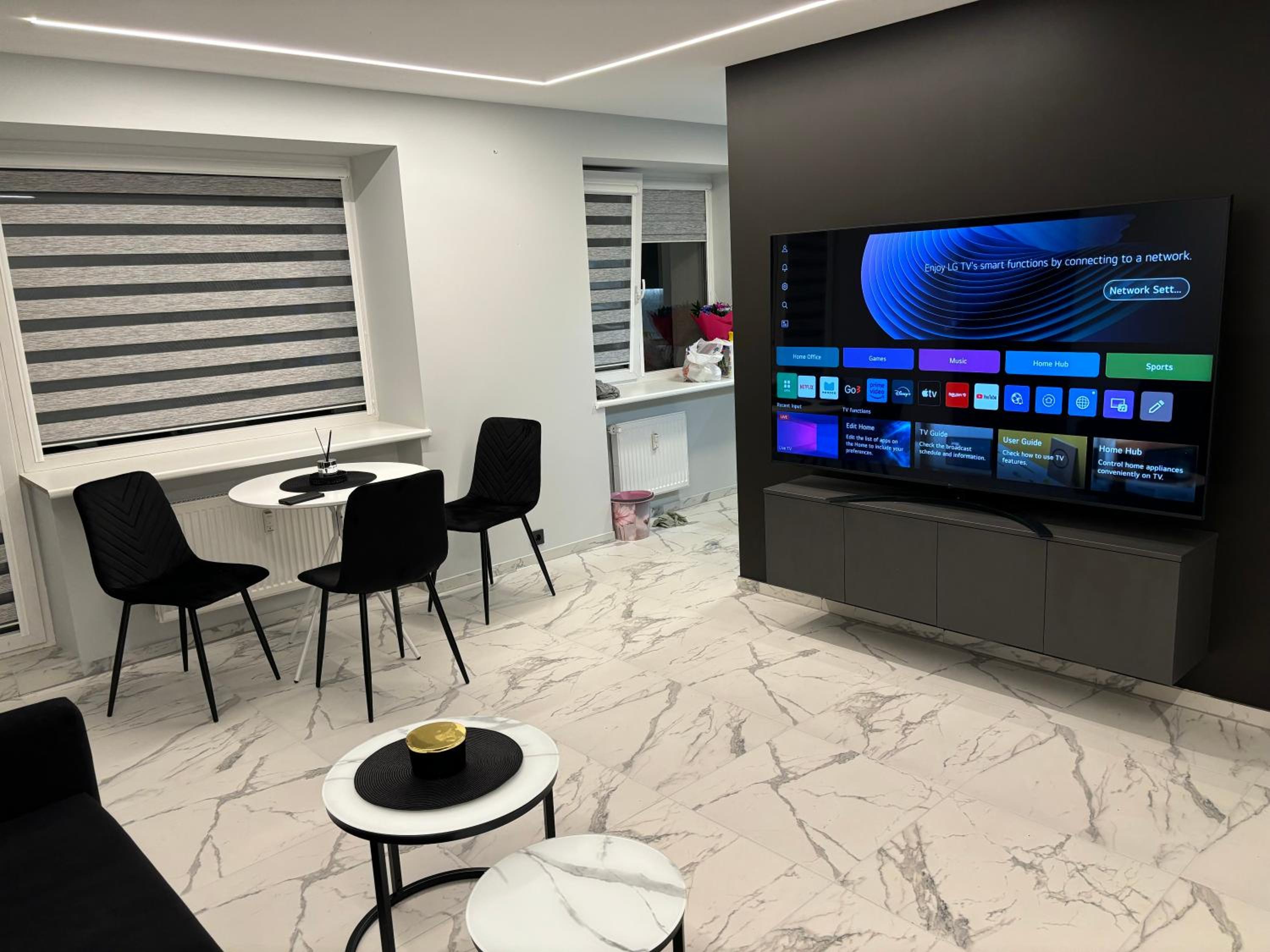 One-Bedroom Apartment