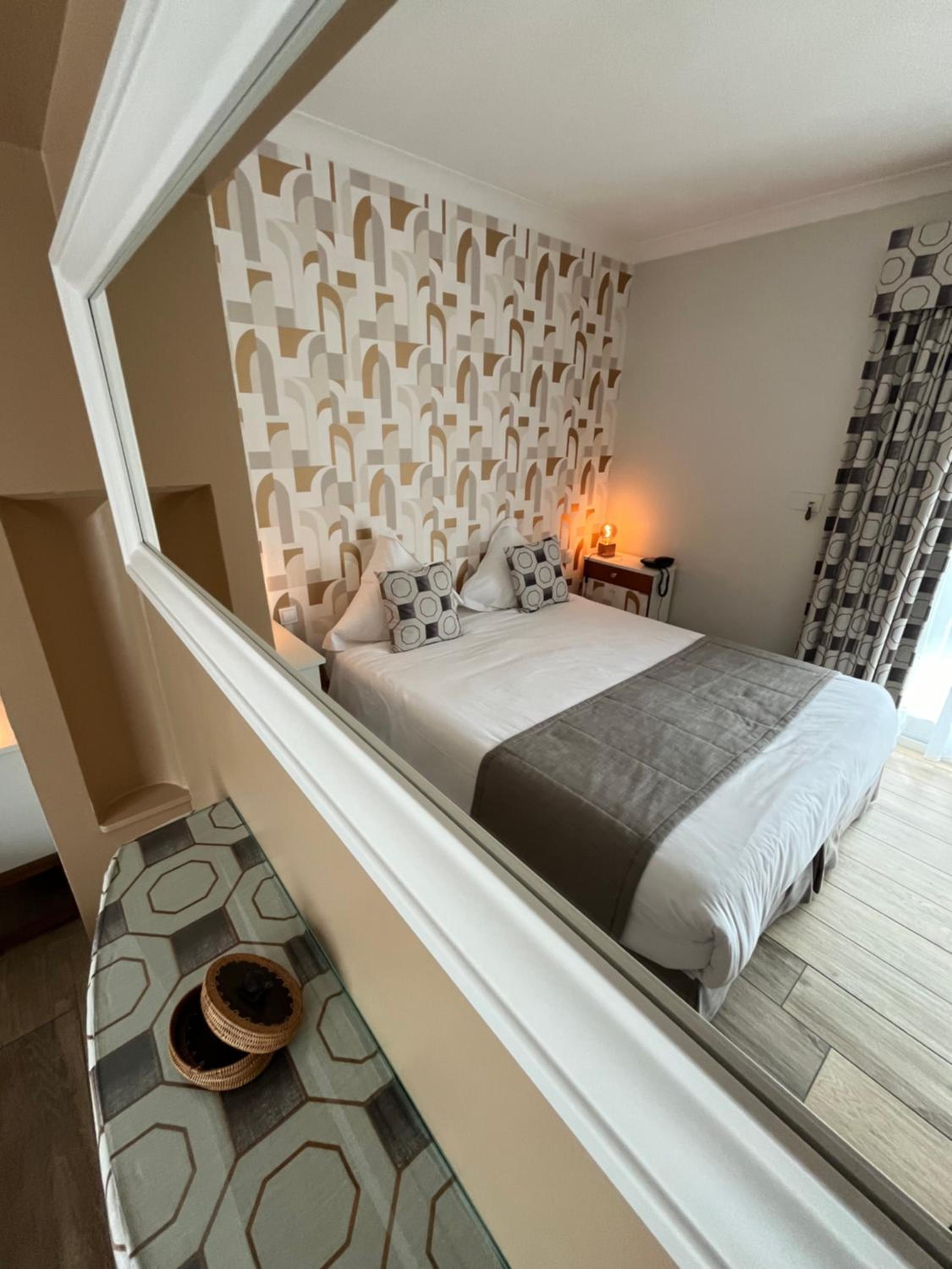 Standard Double Room - Photo 4