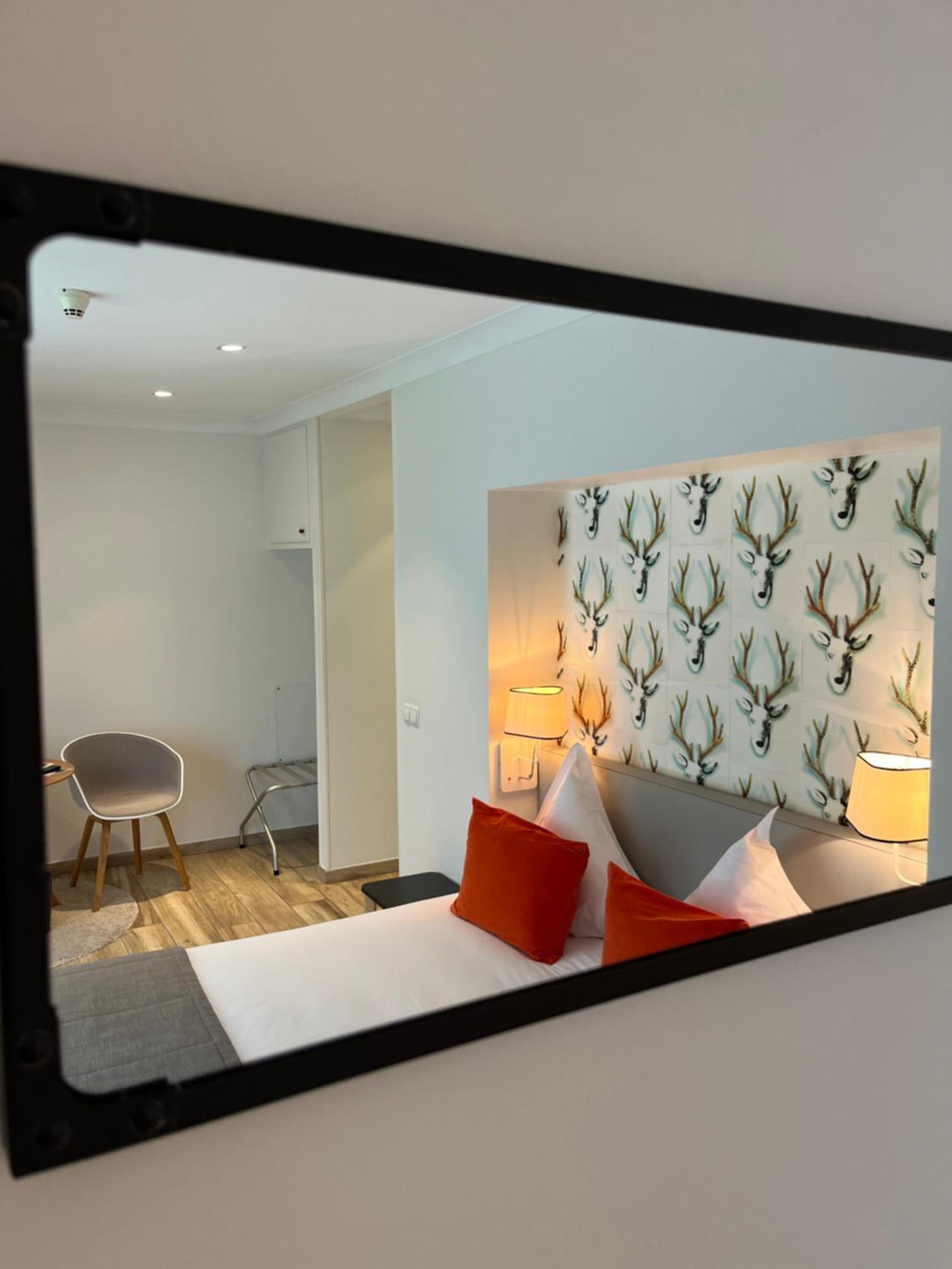 Double Room with Garden View - Photo 13