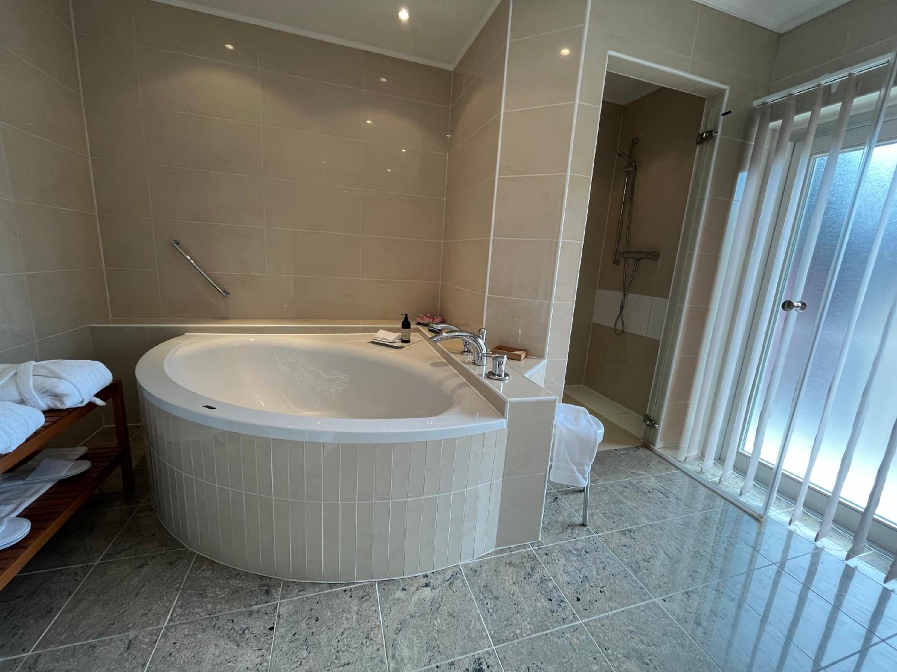 Junior Suite - Photo 2