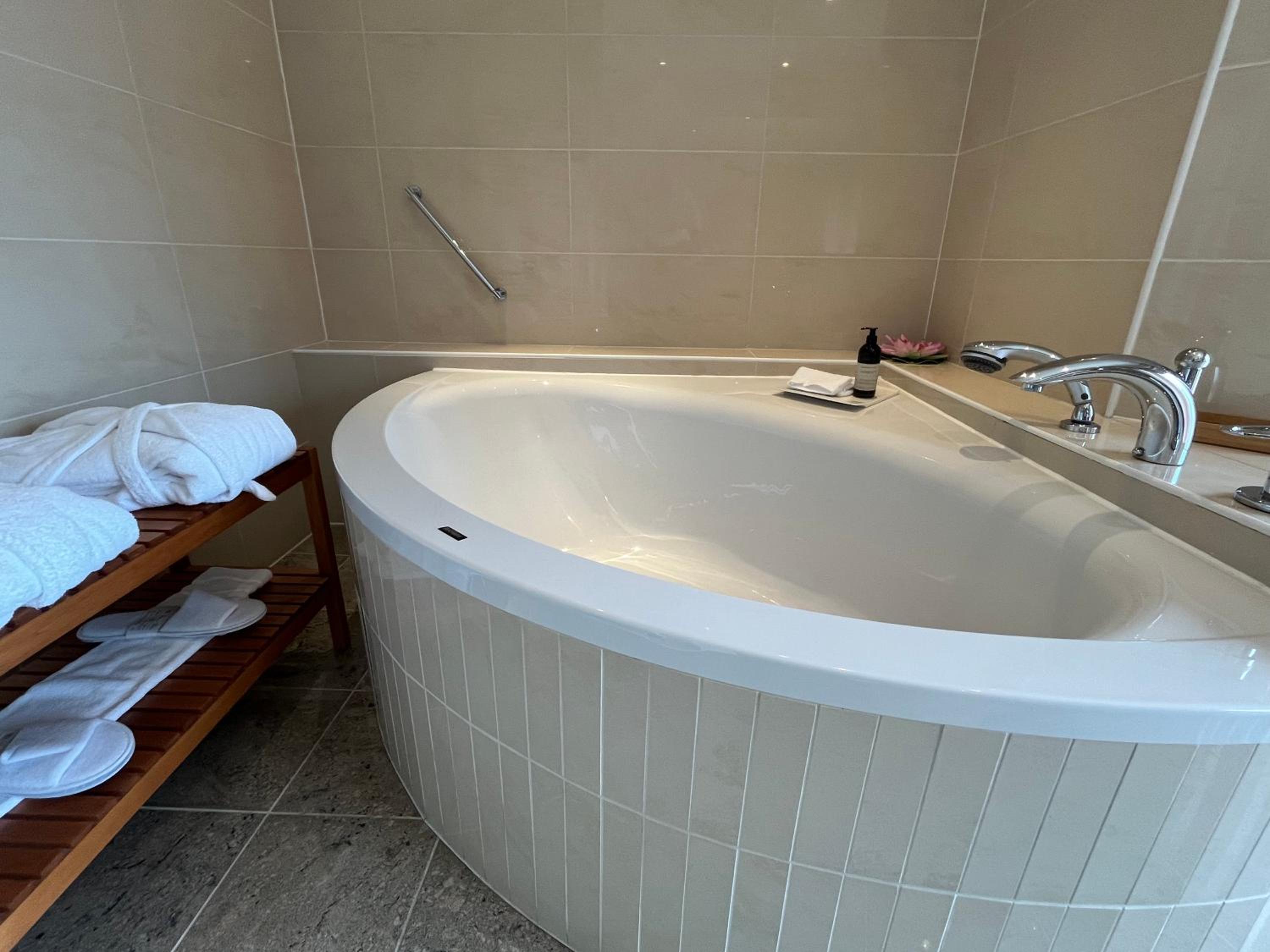 Junior Suite - Photo 23