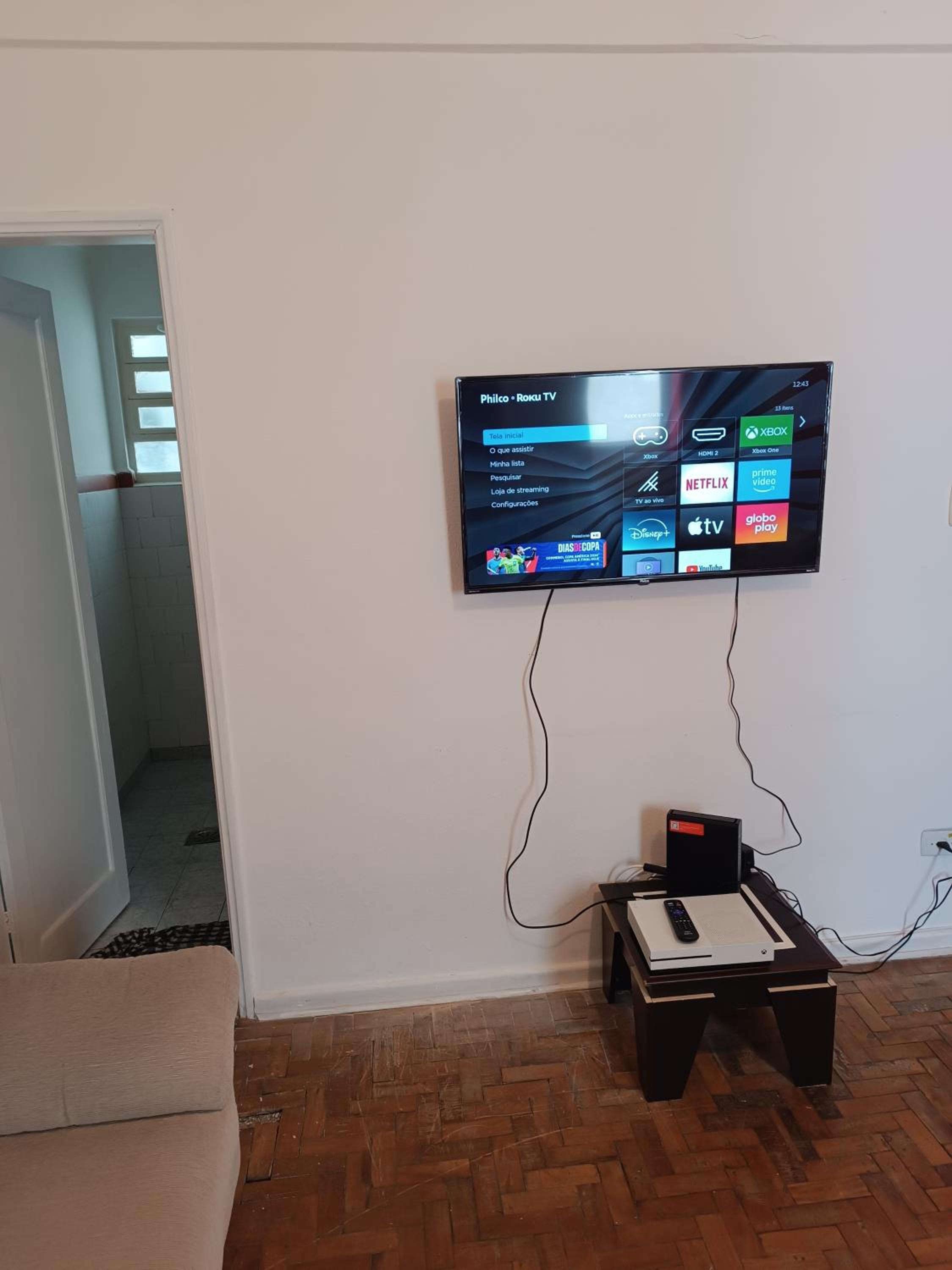 One-Bedroom Apartment photo 2
