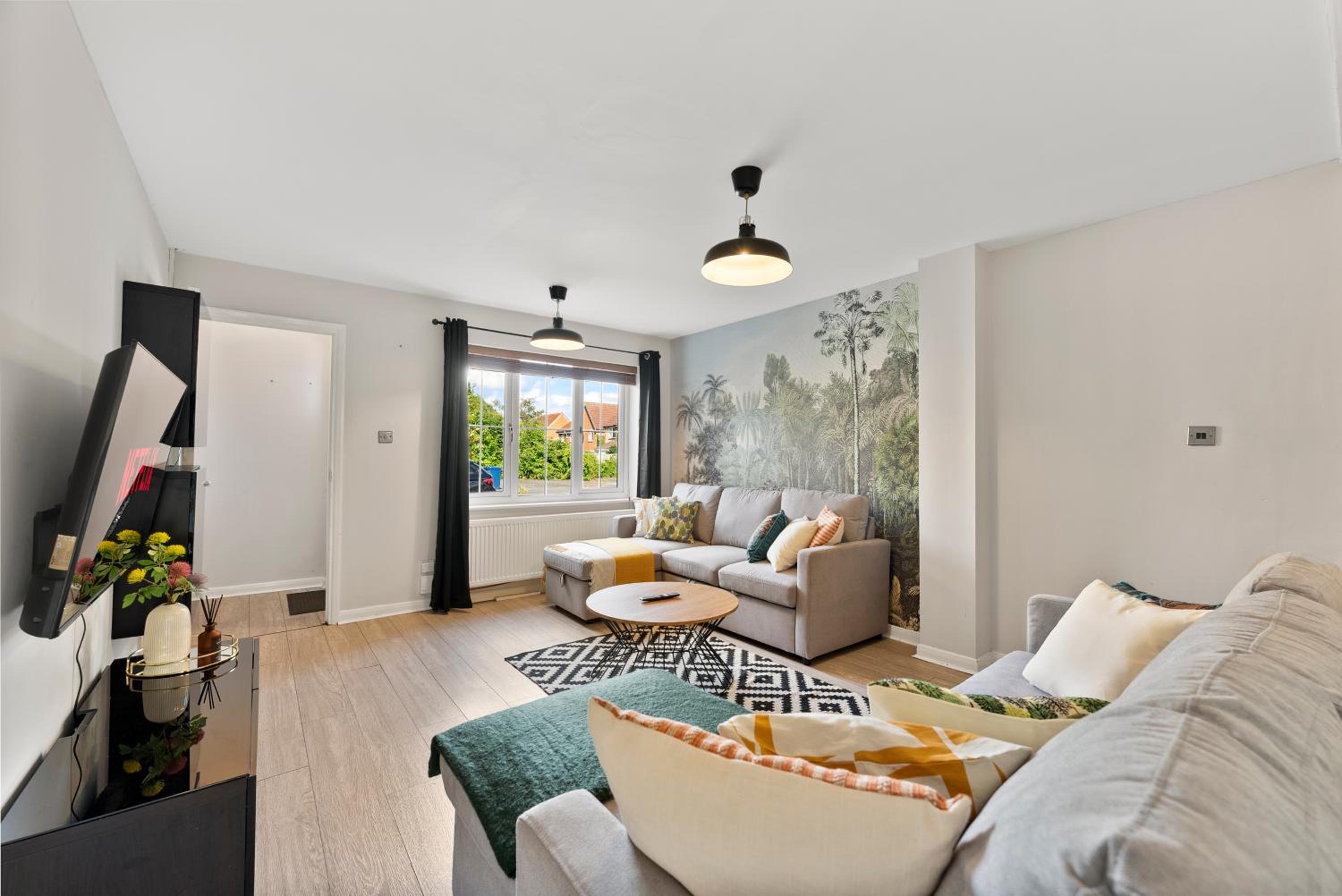 Two-Bedroom House photo 3