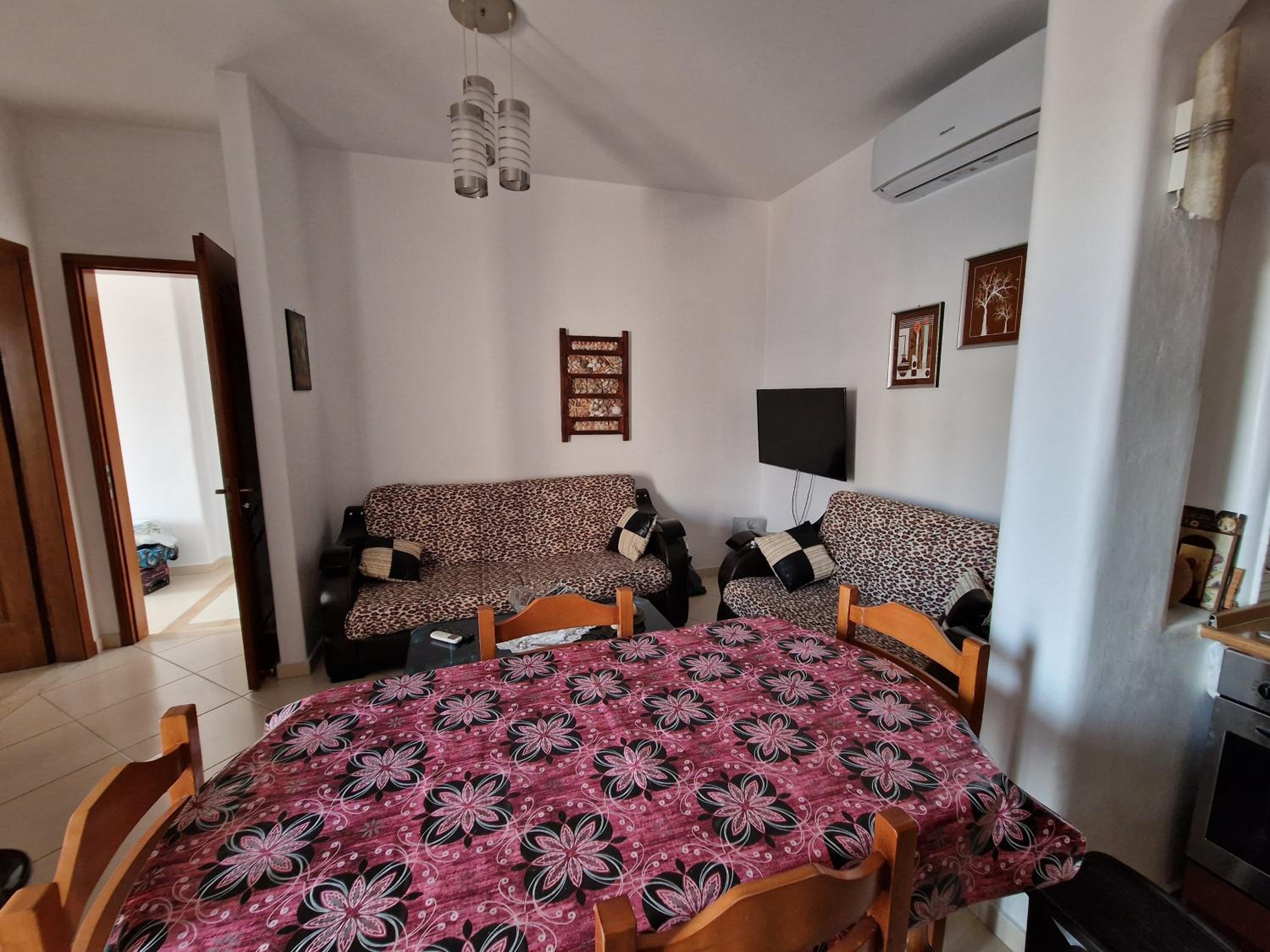 One-Bedroom Apartment with Balcony and Sea View photo 3
