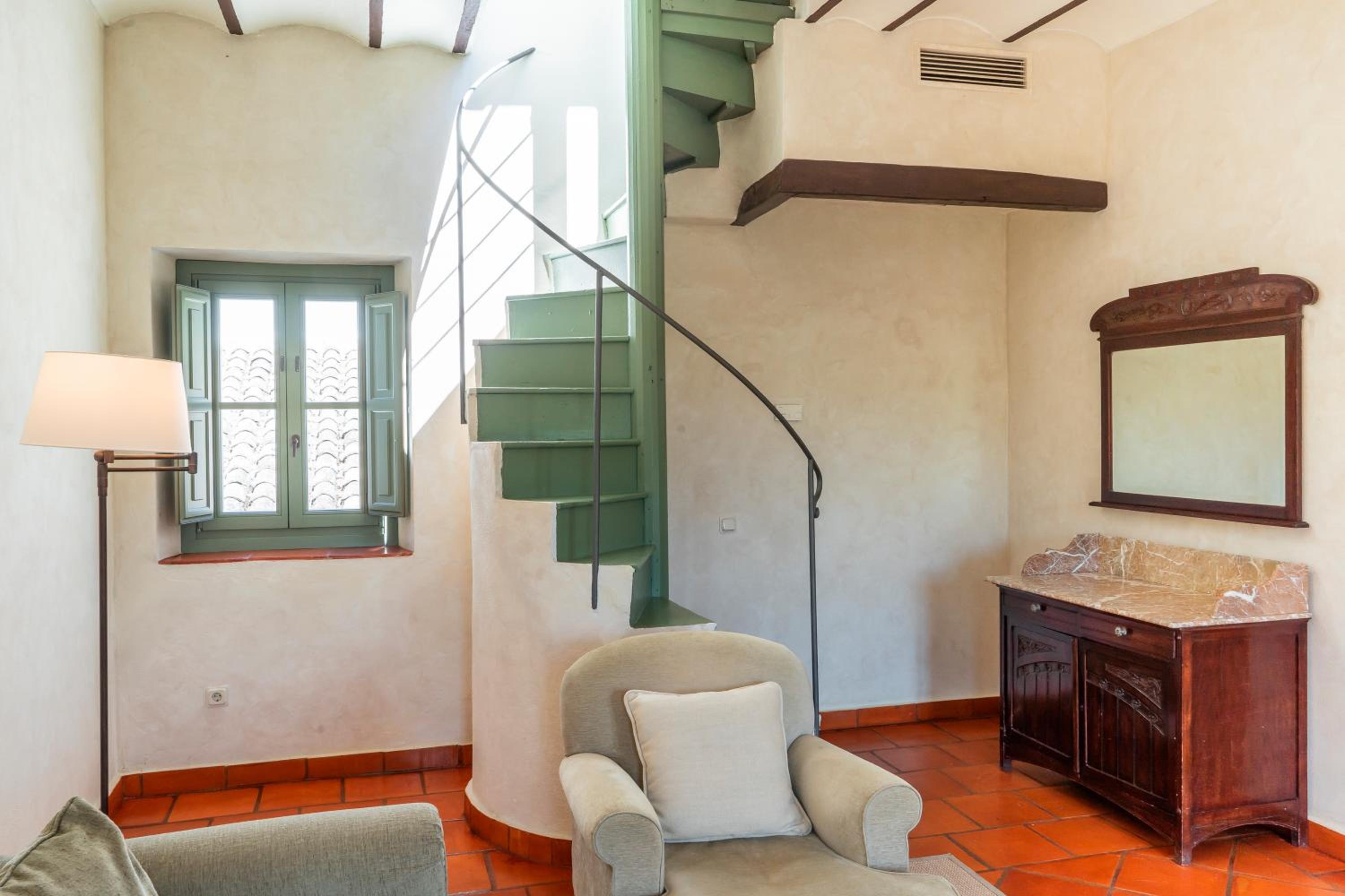 Suite Room - Photo 3