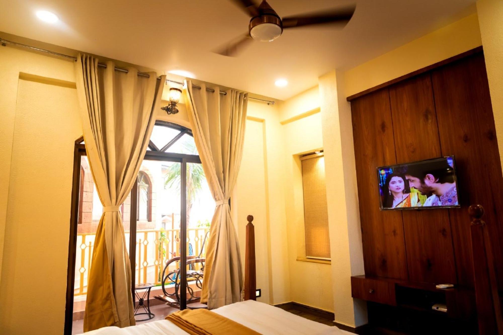 Deluxe Room - Photo 1