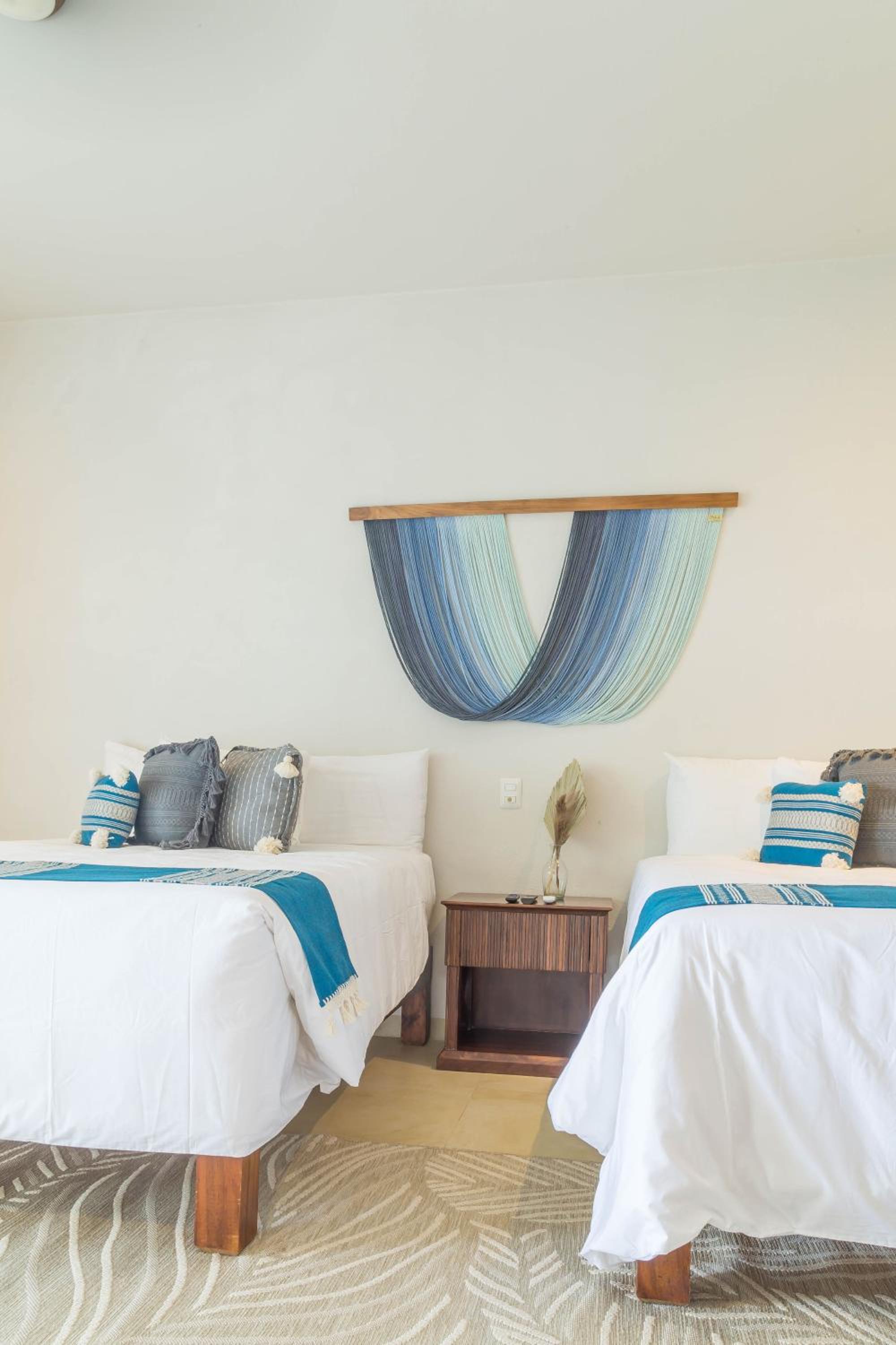 Double Room with Sea View - Photo 6