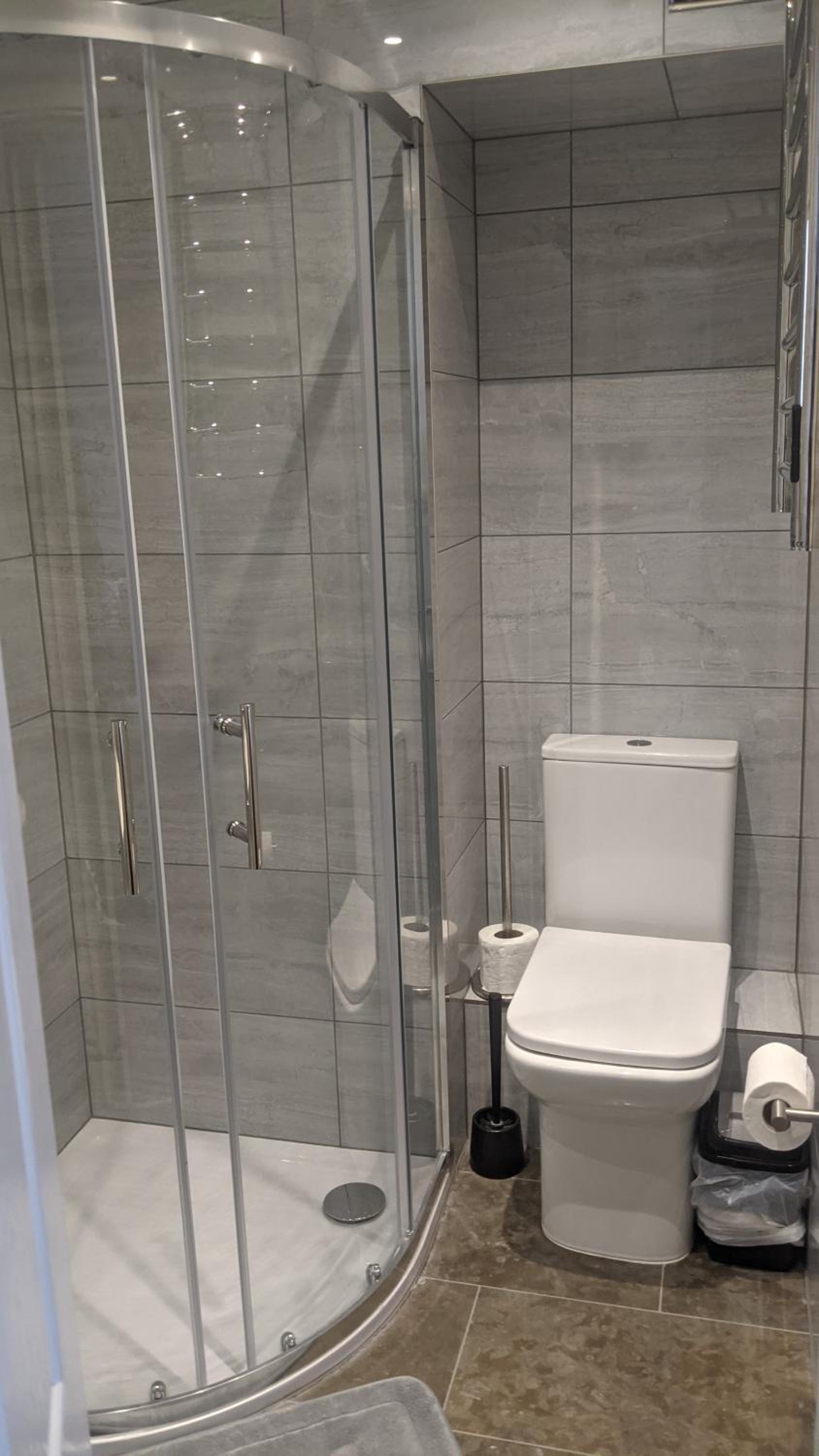 Double Room - Photo 17