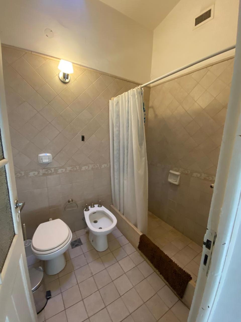 Three-Bedroom House photo 3
