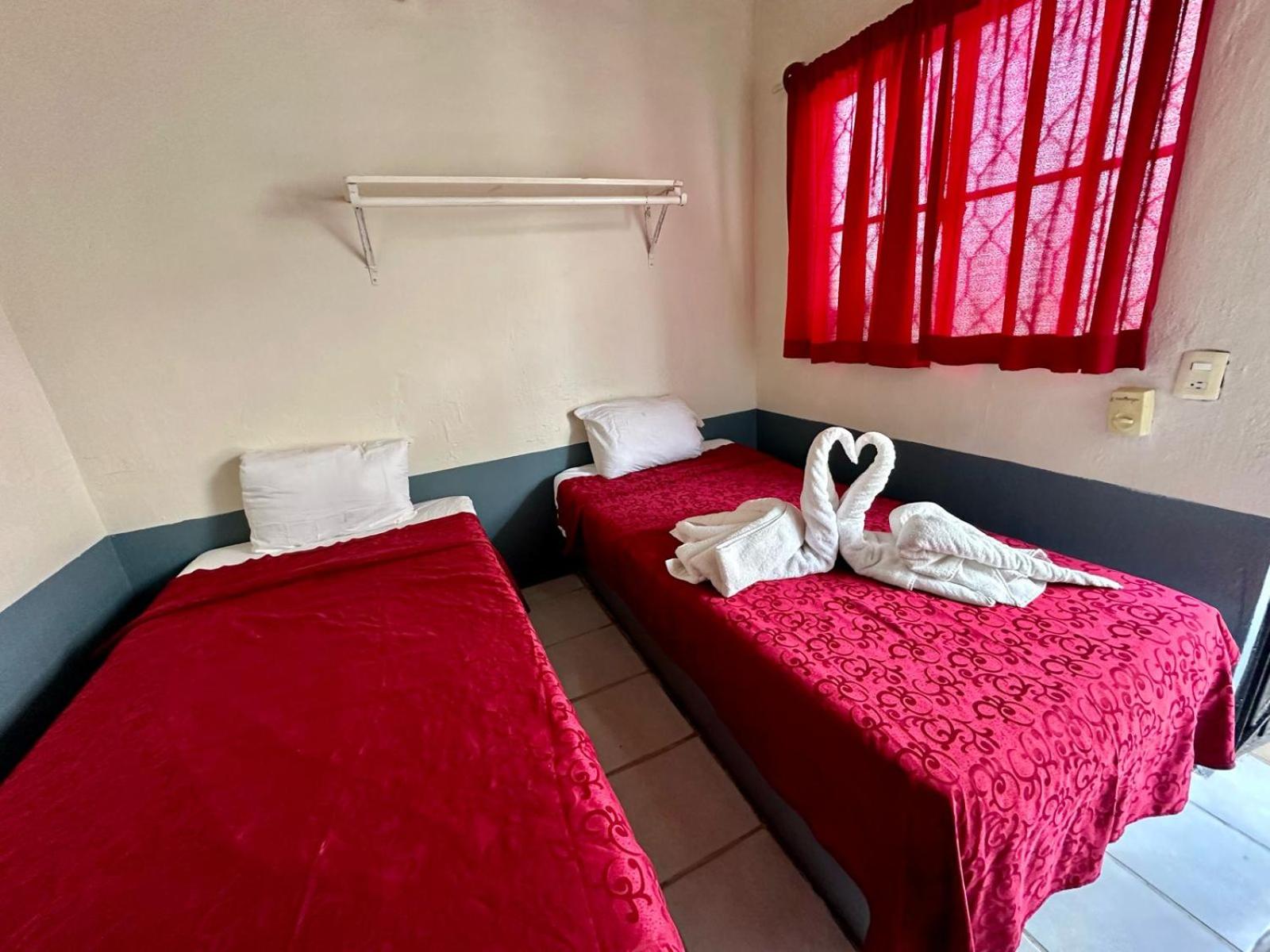 Standard Triple Room - Photo 2