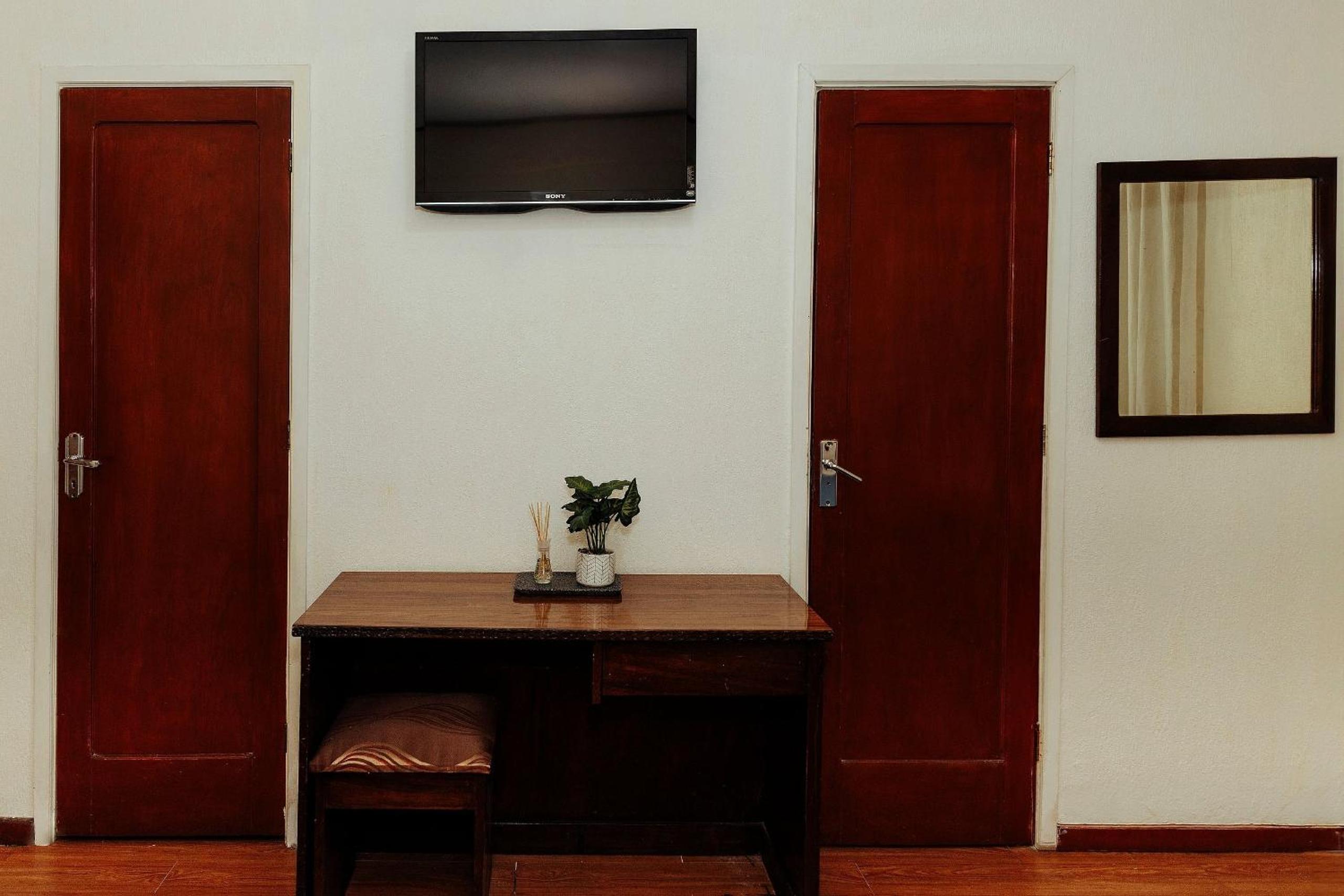 Quadruple Room - Photo 9