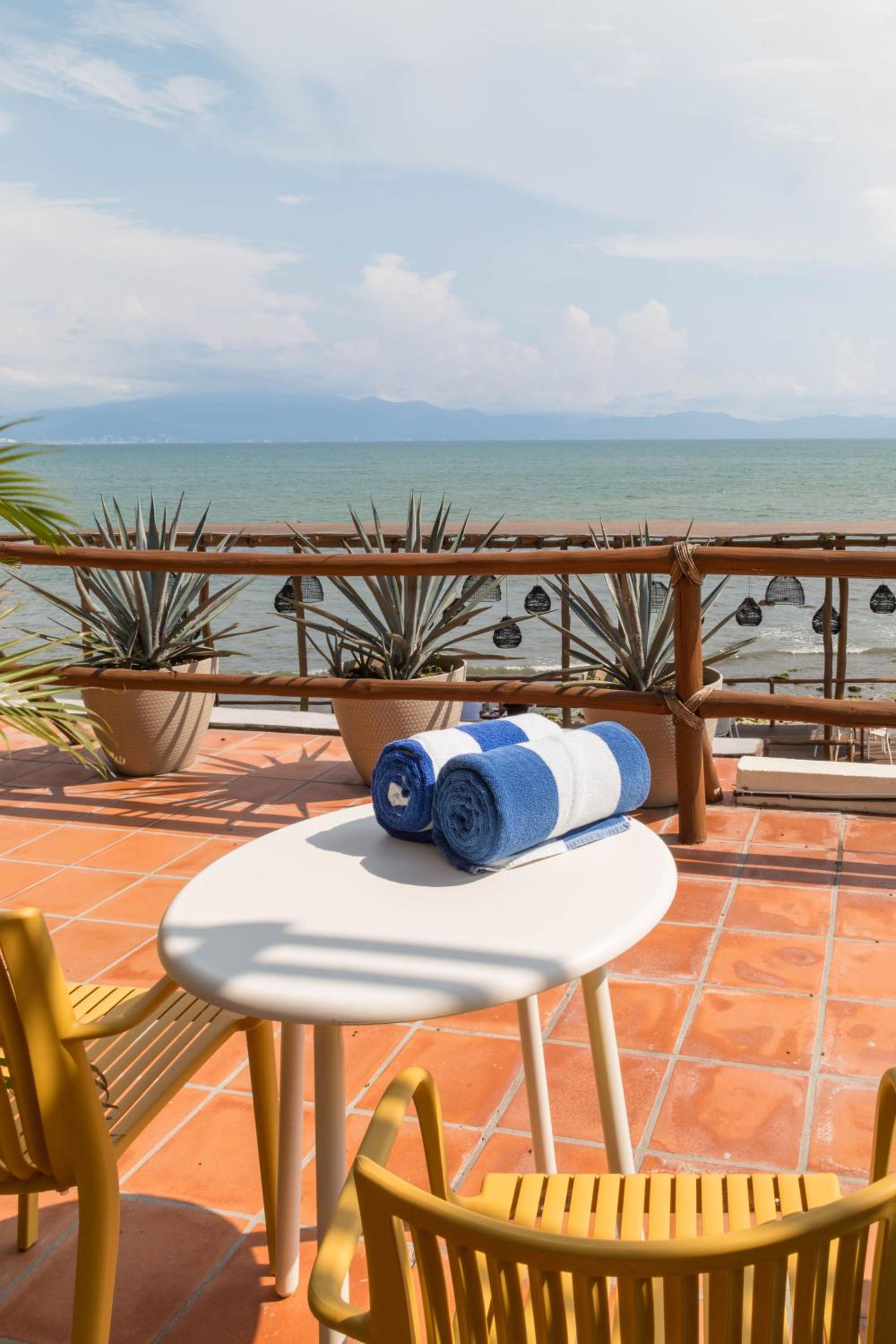 Junior Suite with Sea View and Jacuzzi - Photo 5