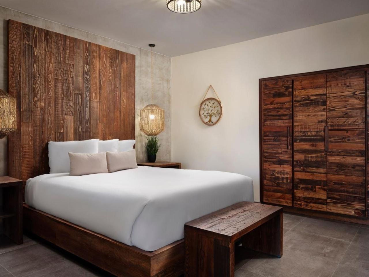 Standard Queen Room - Photo 1