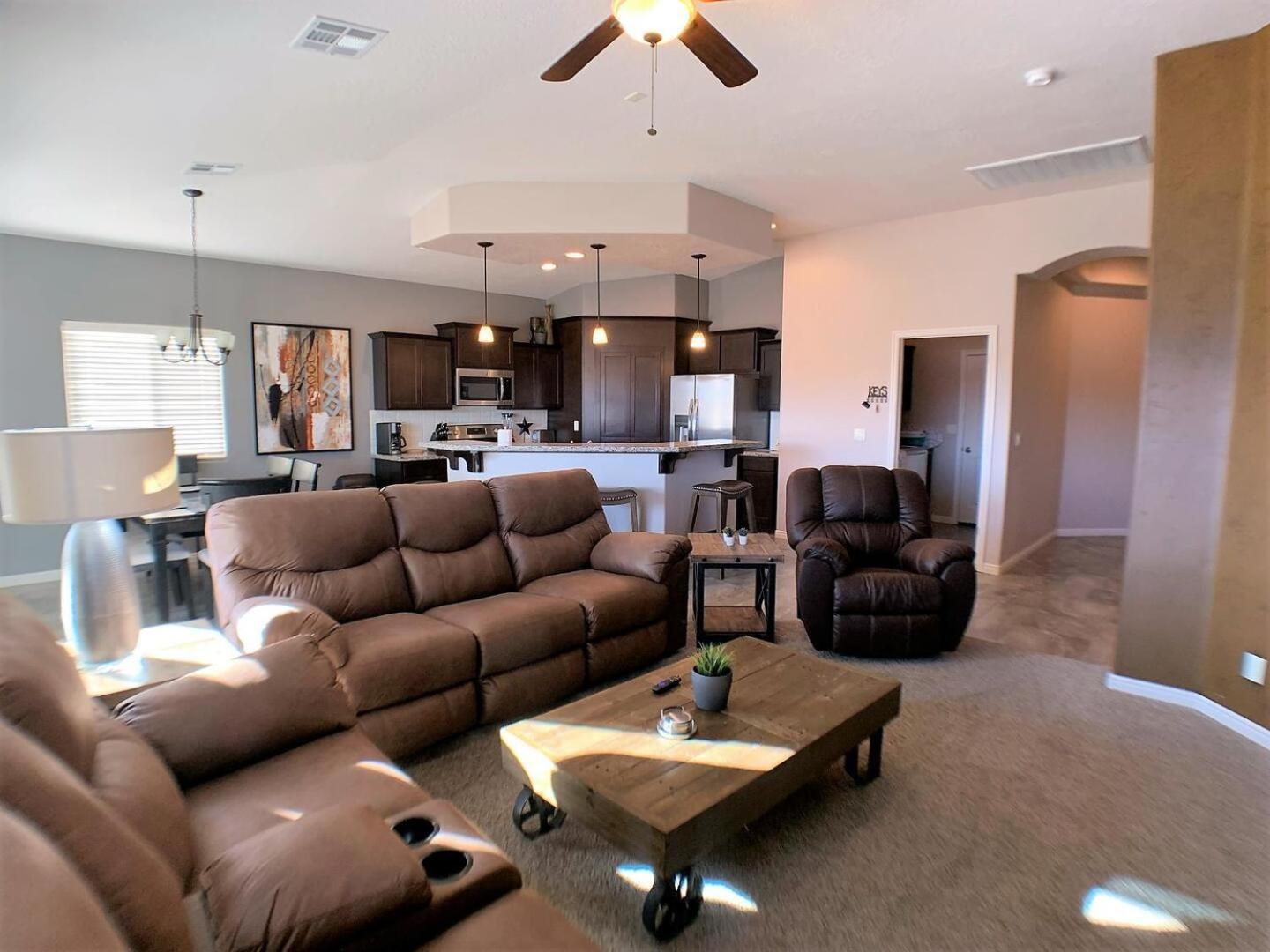 Three-Bedroom Holiday Home  photo 1