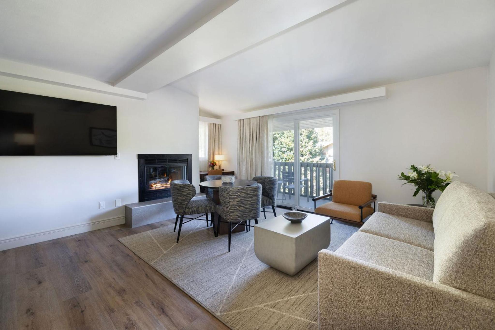 Double Queen Suite Mountain View - Photo 3