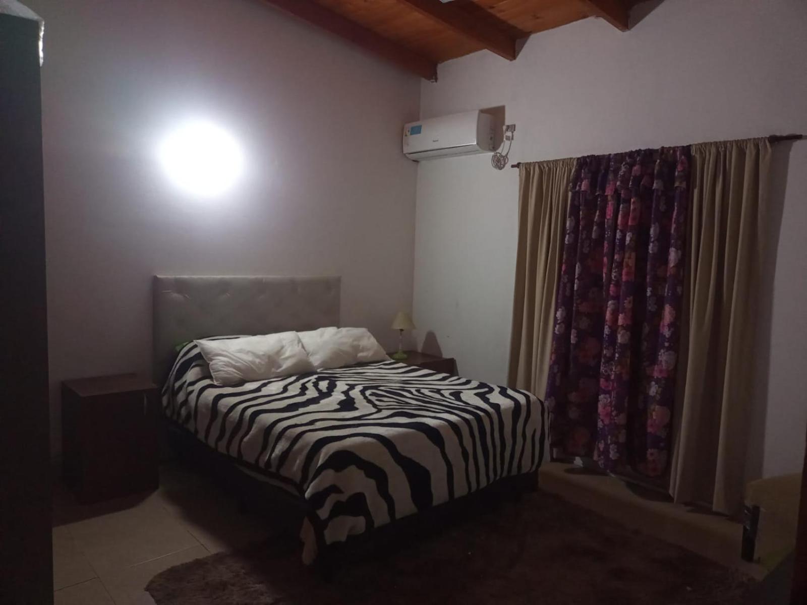 One-Bedroom House photo 1