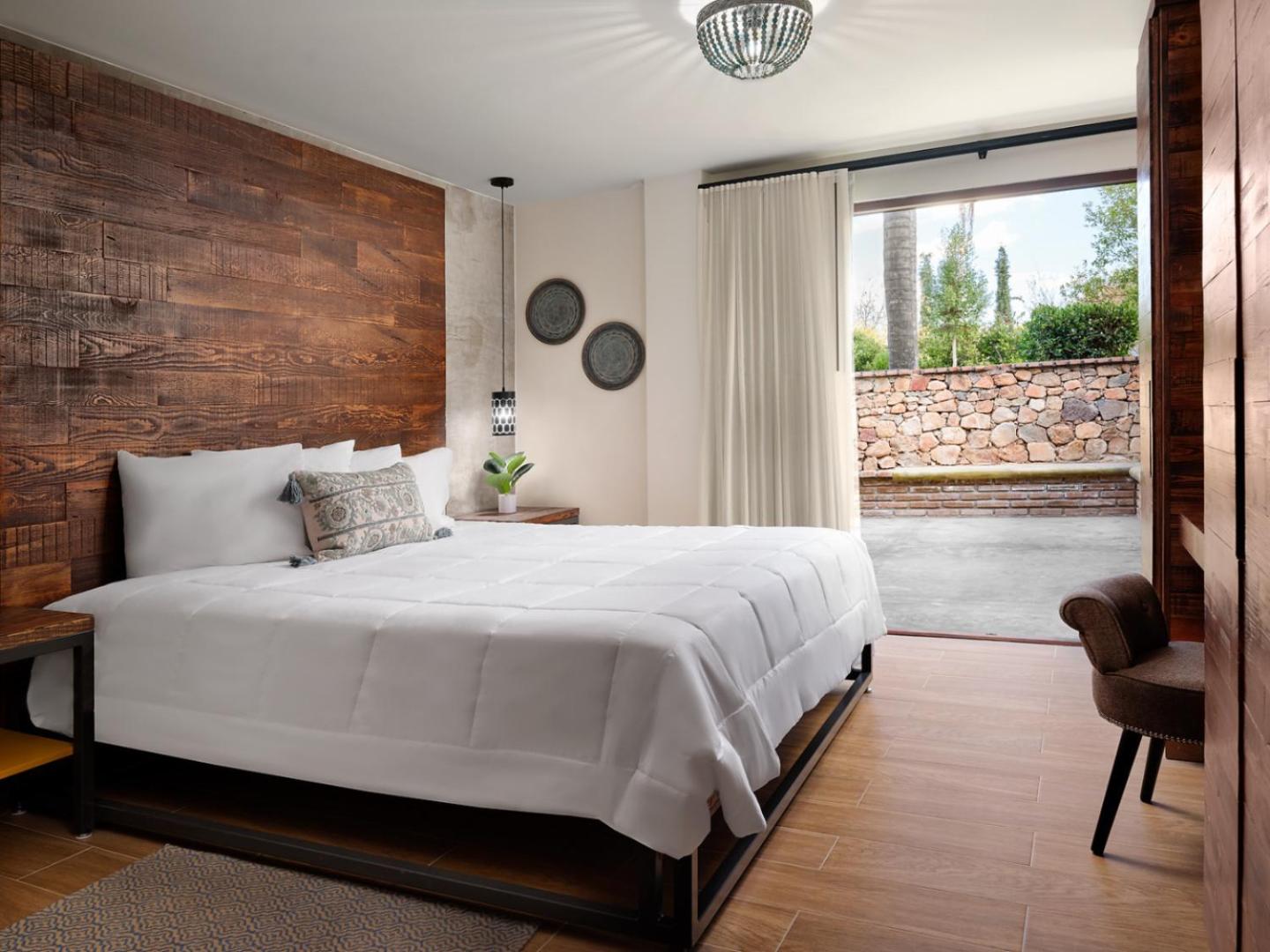 Suite with Terrace - Photo 1