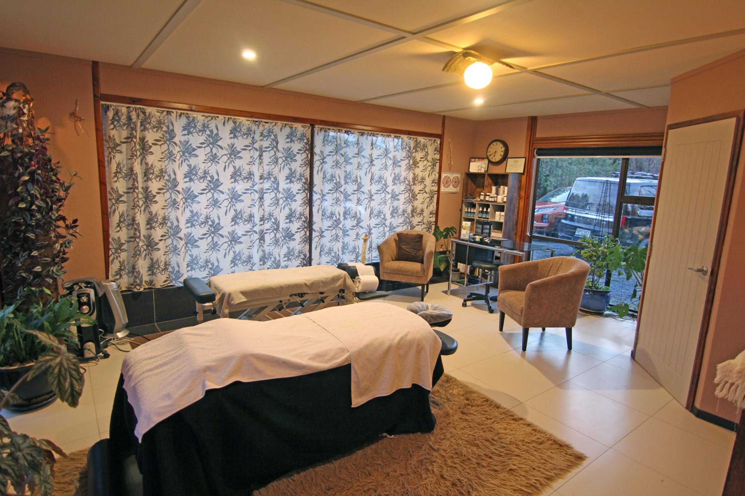 Standard Queen Room photo 2