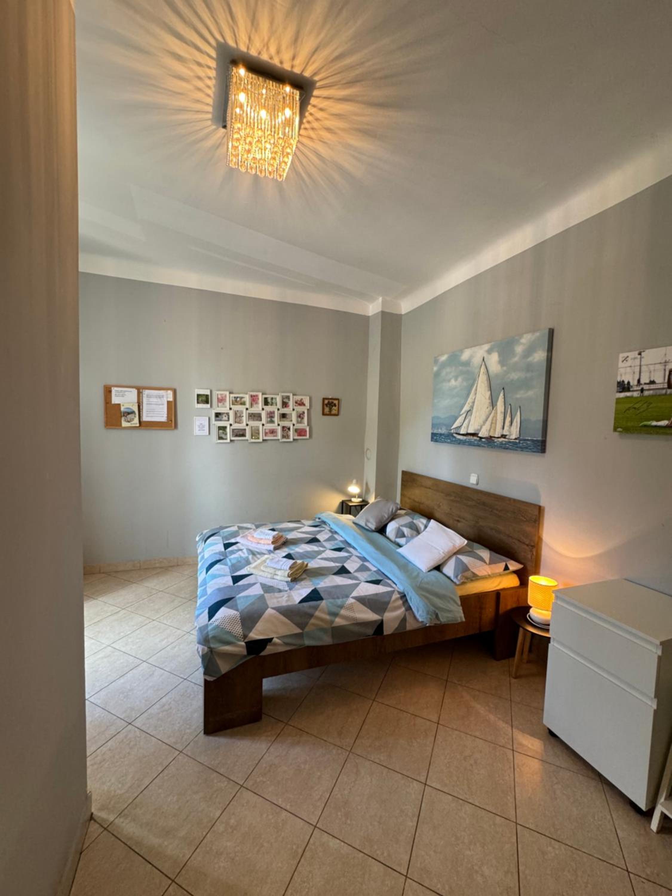 One-Bedroom Apartment with Balcony