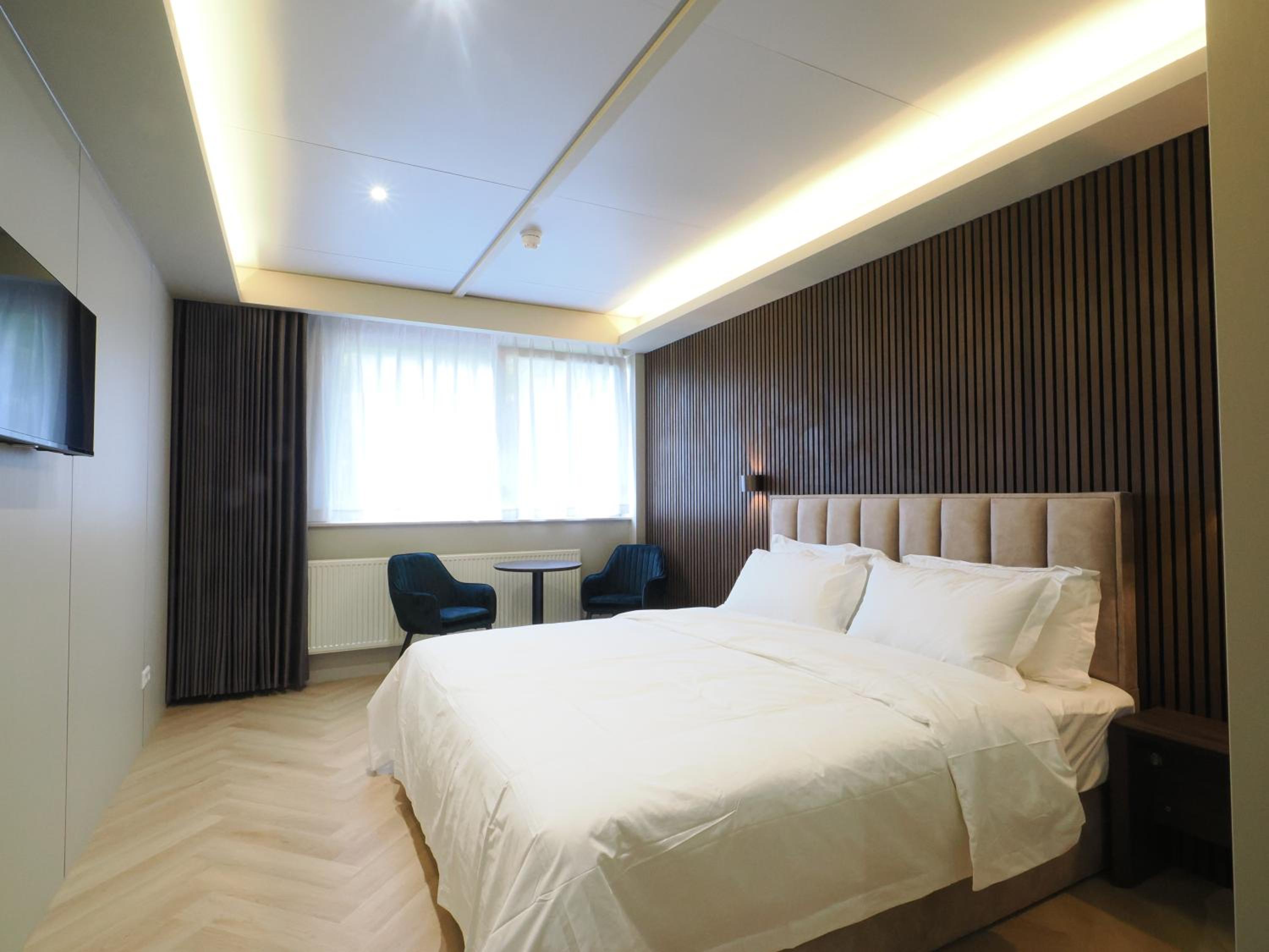 Basic Double Room photo 1