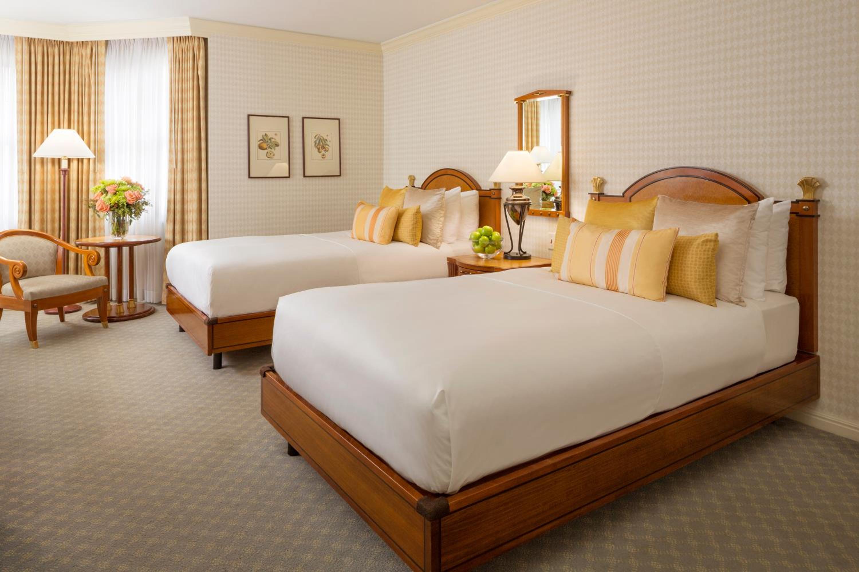 Deluxe Twin Room with Two Twin Beds - Photo 4