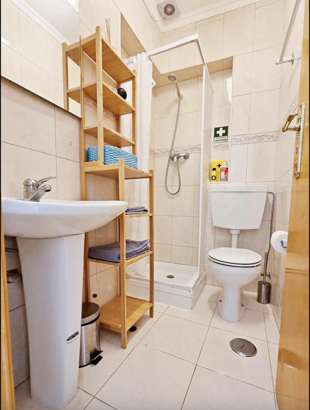One-Bedroom House photo 3