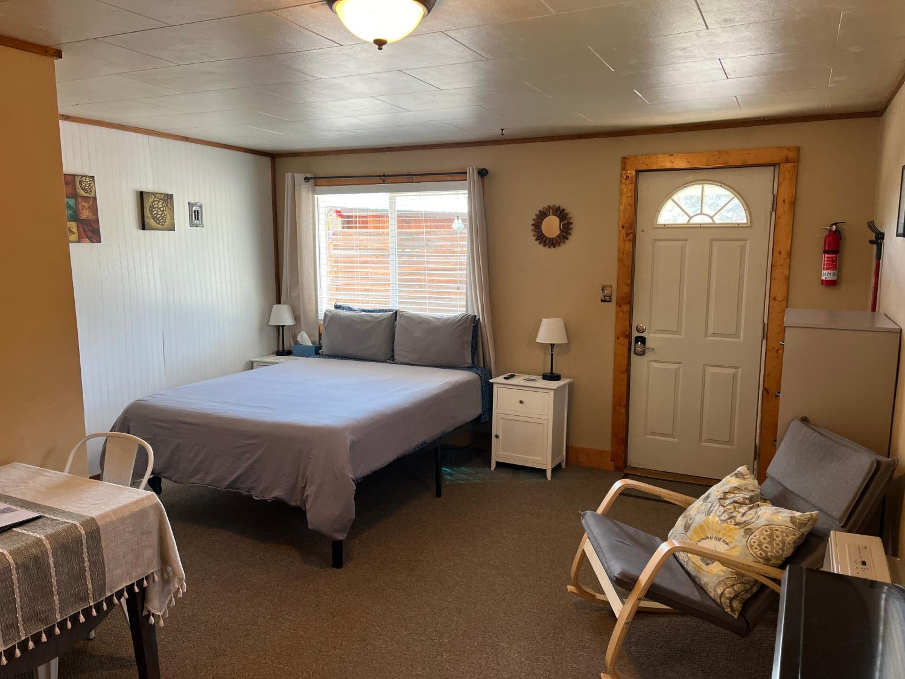 Studio Apartment photo 1