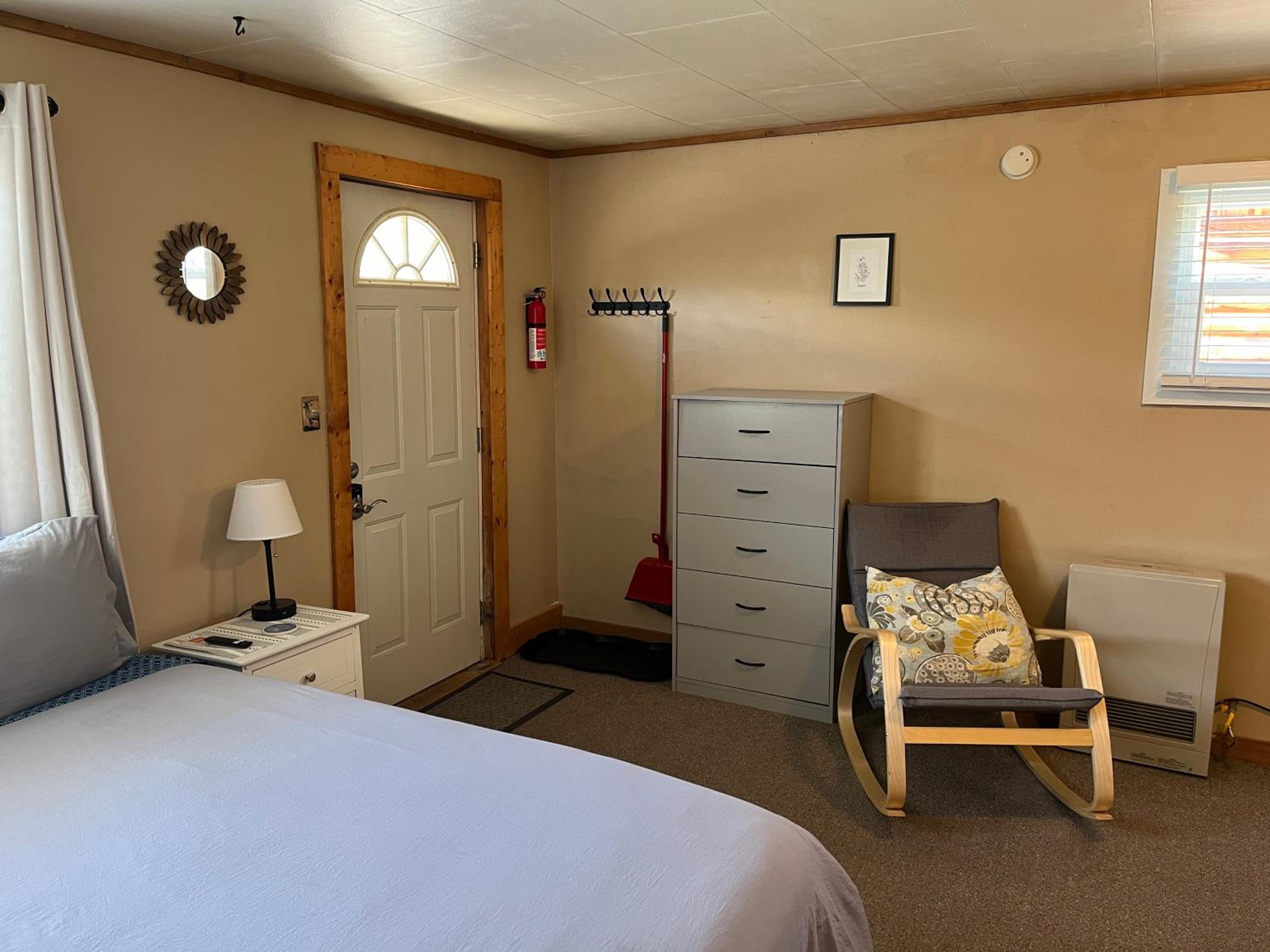 Studio Apartment photo 3