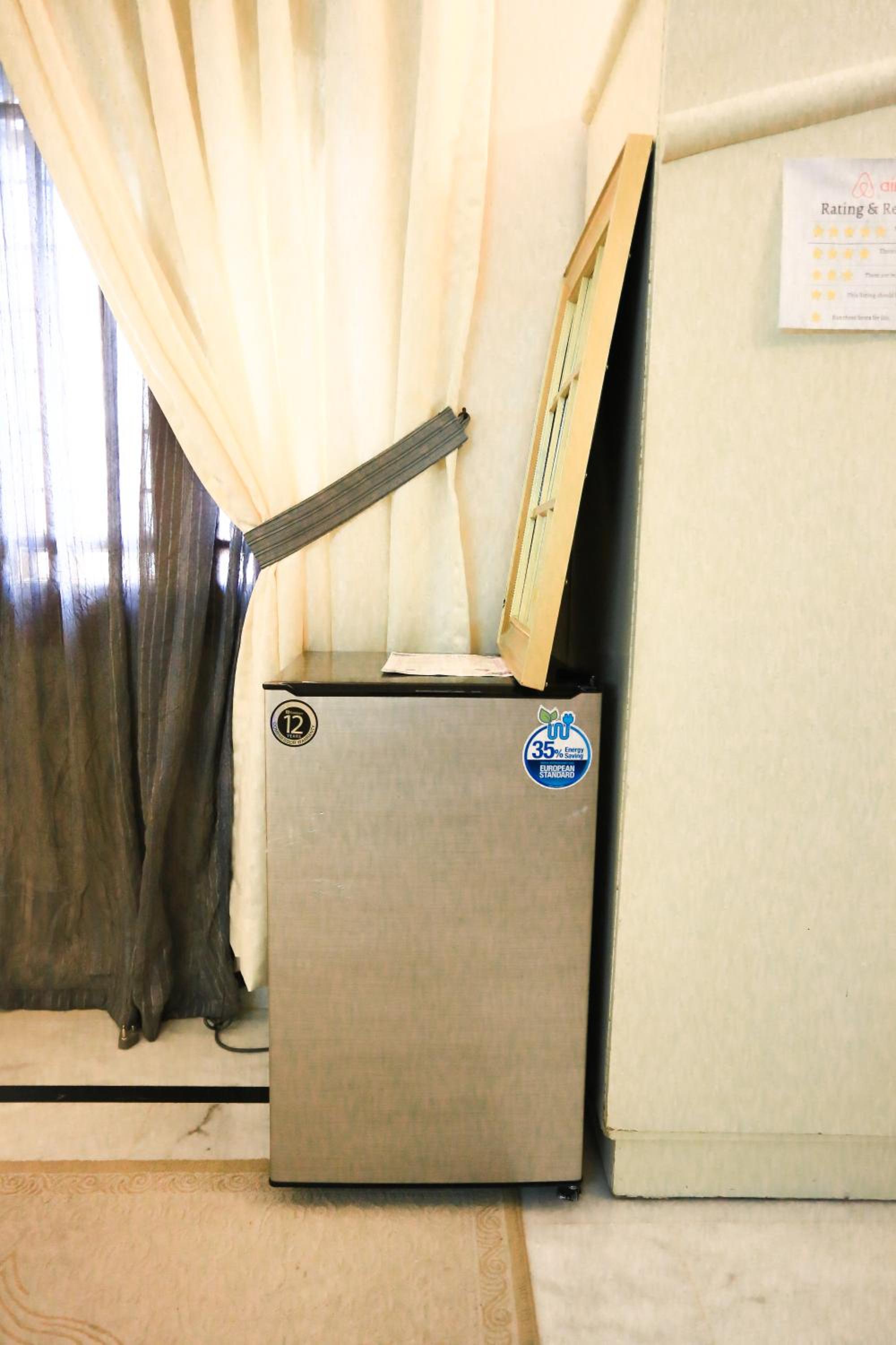 Deluxe King Suite photo 2