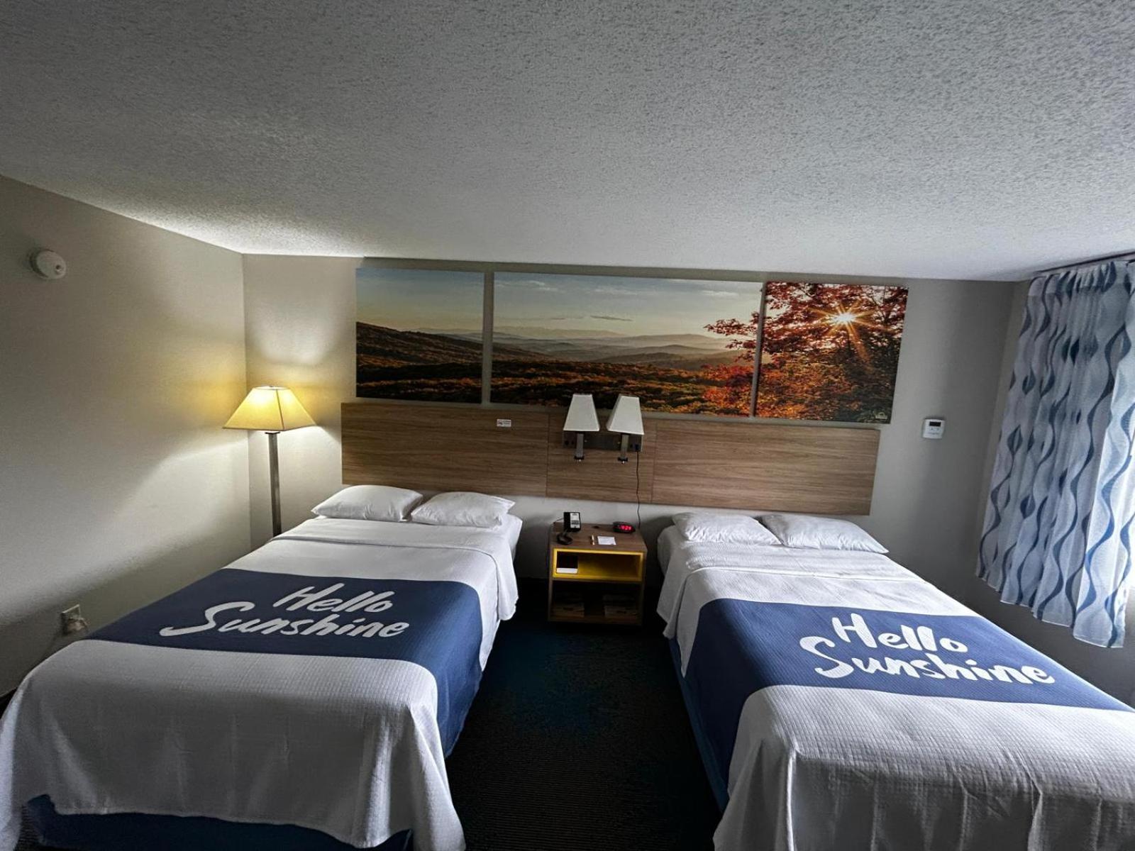 Double Room with Two Double Beds - Non-Smoking - Photo 6