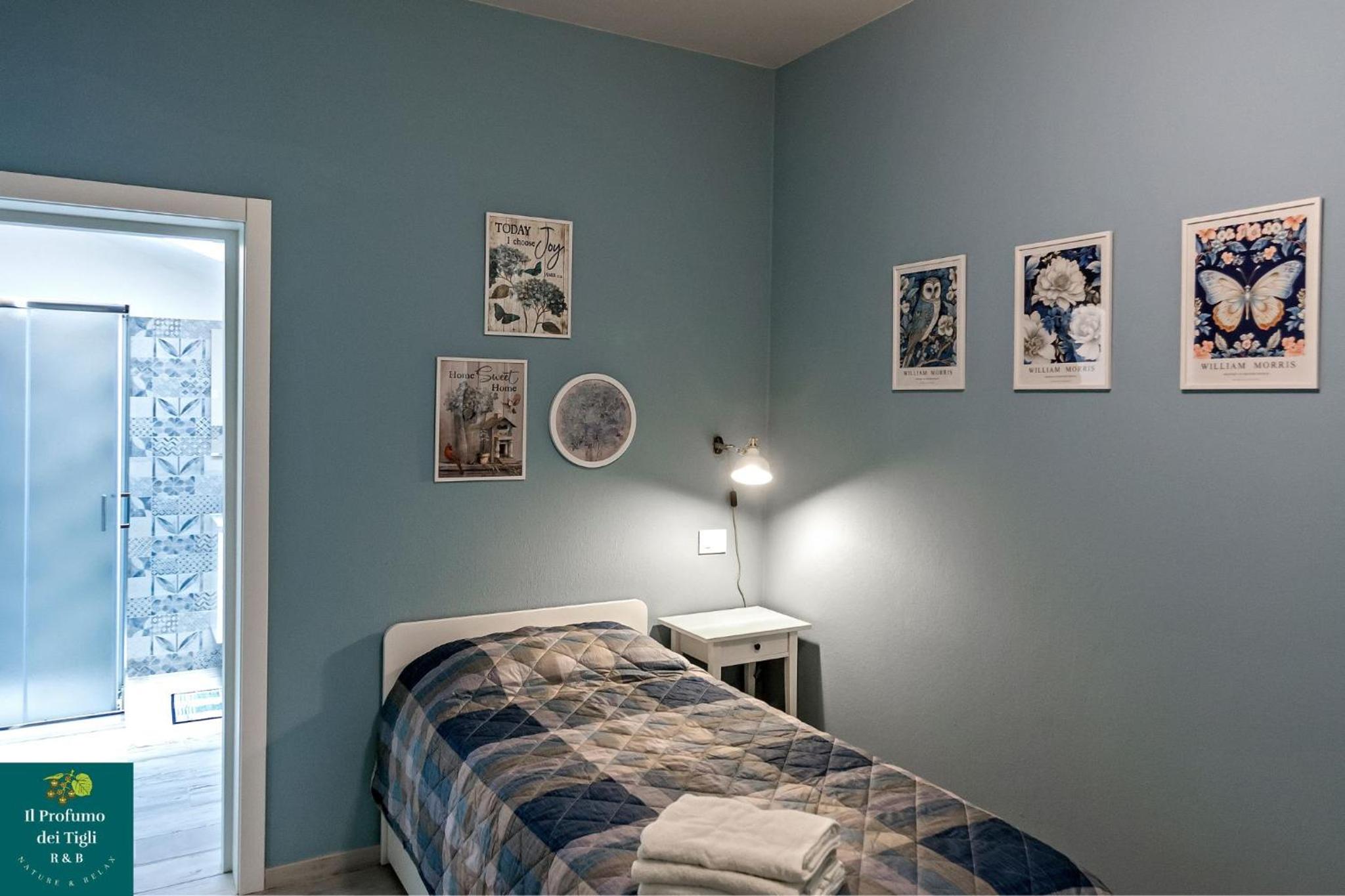 Single Room with Private Bathroom