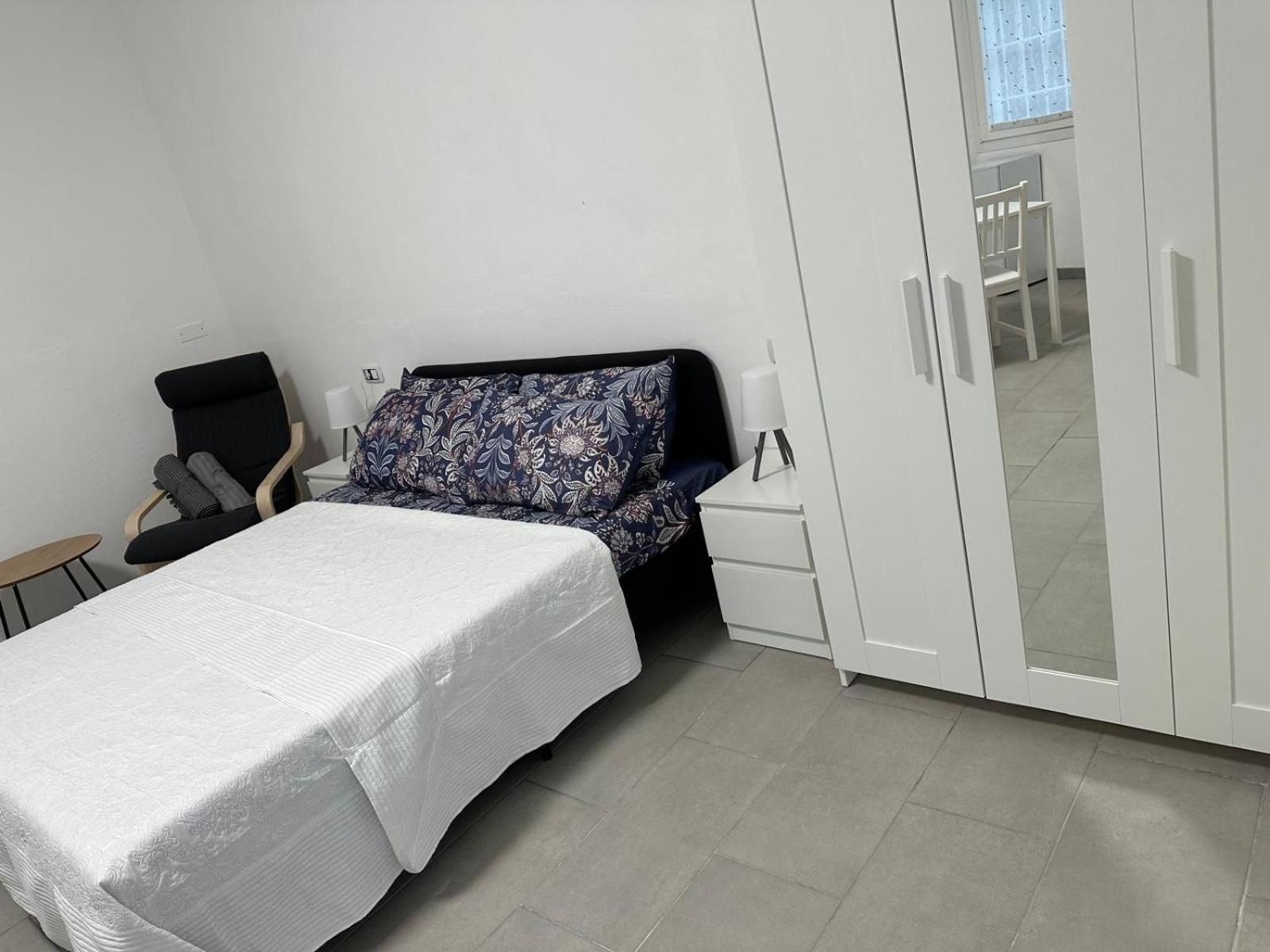 Studio Apartment With Queen Bed