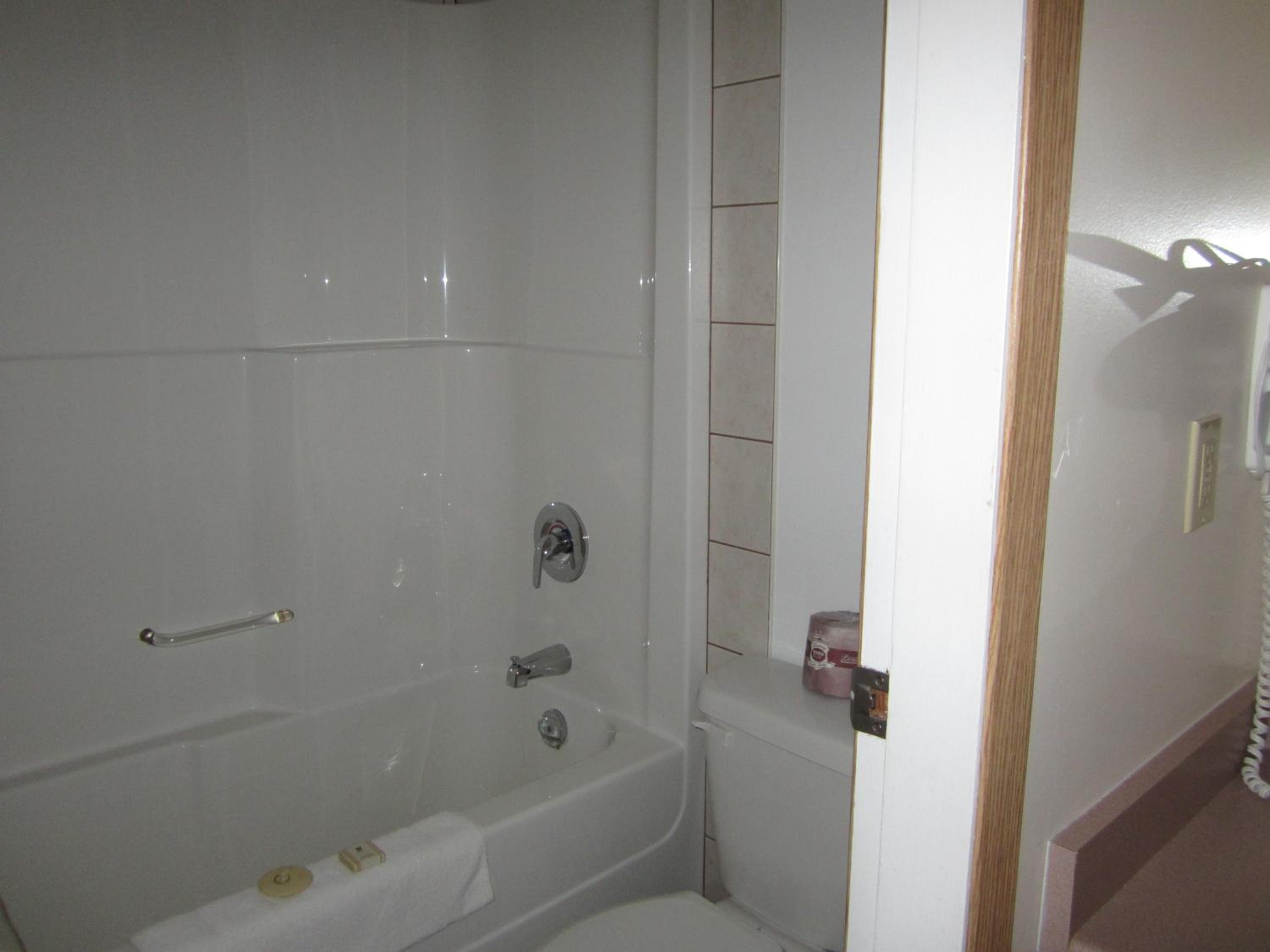 King Room with Kitchenette photo 2