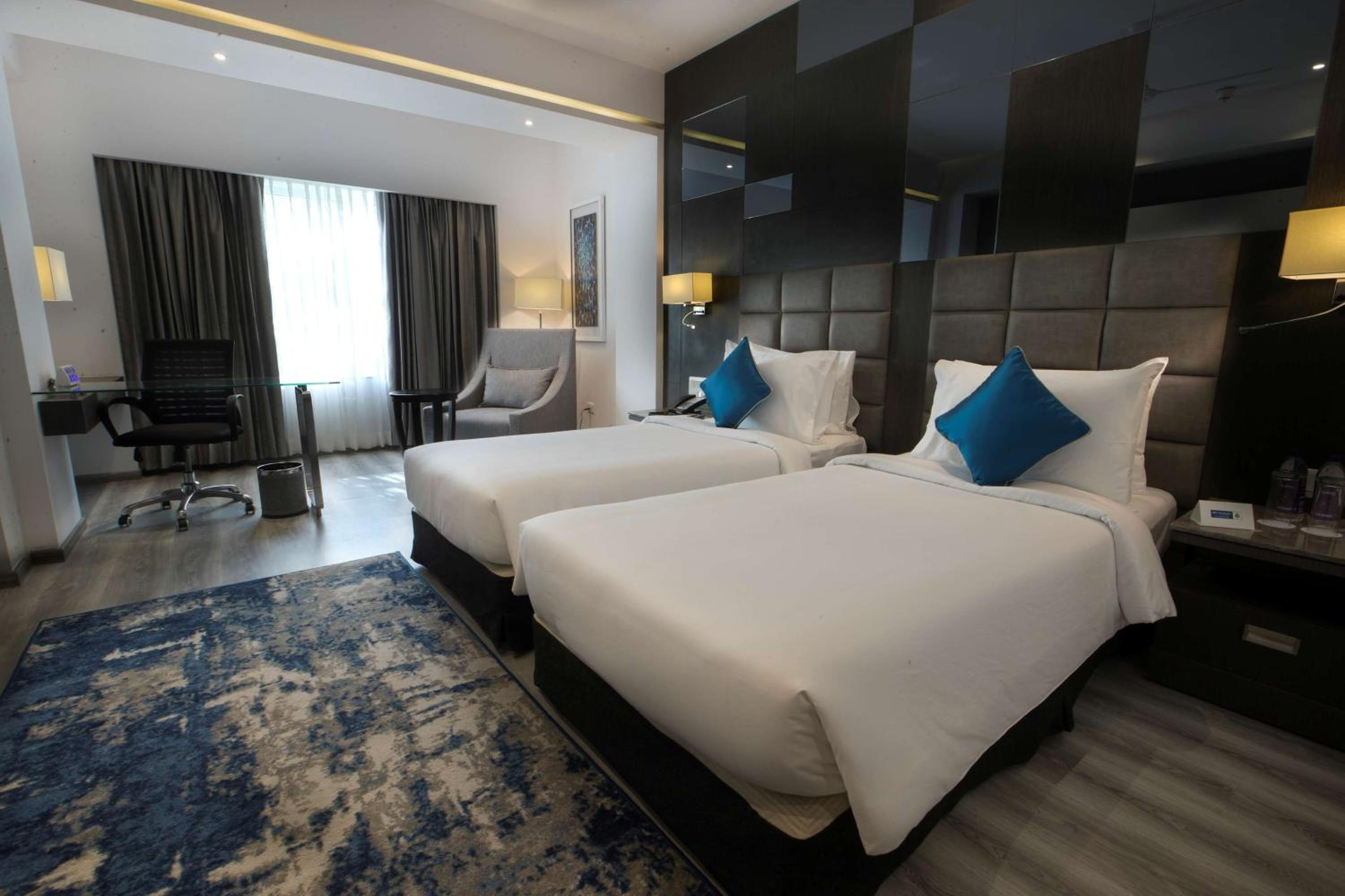 Deluxe Twin Room - Non-Smoking - Photo 3