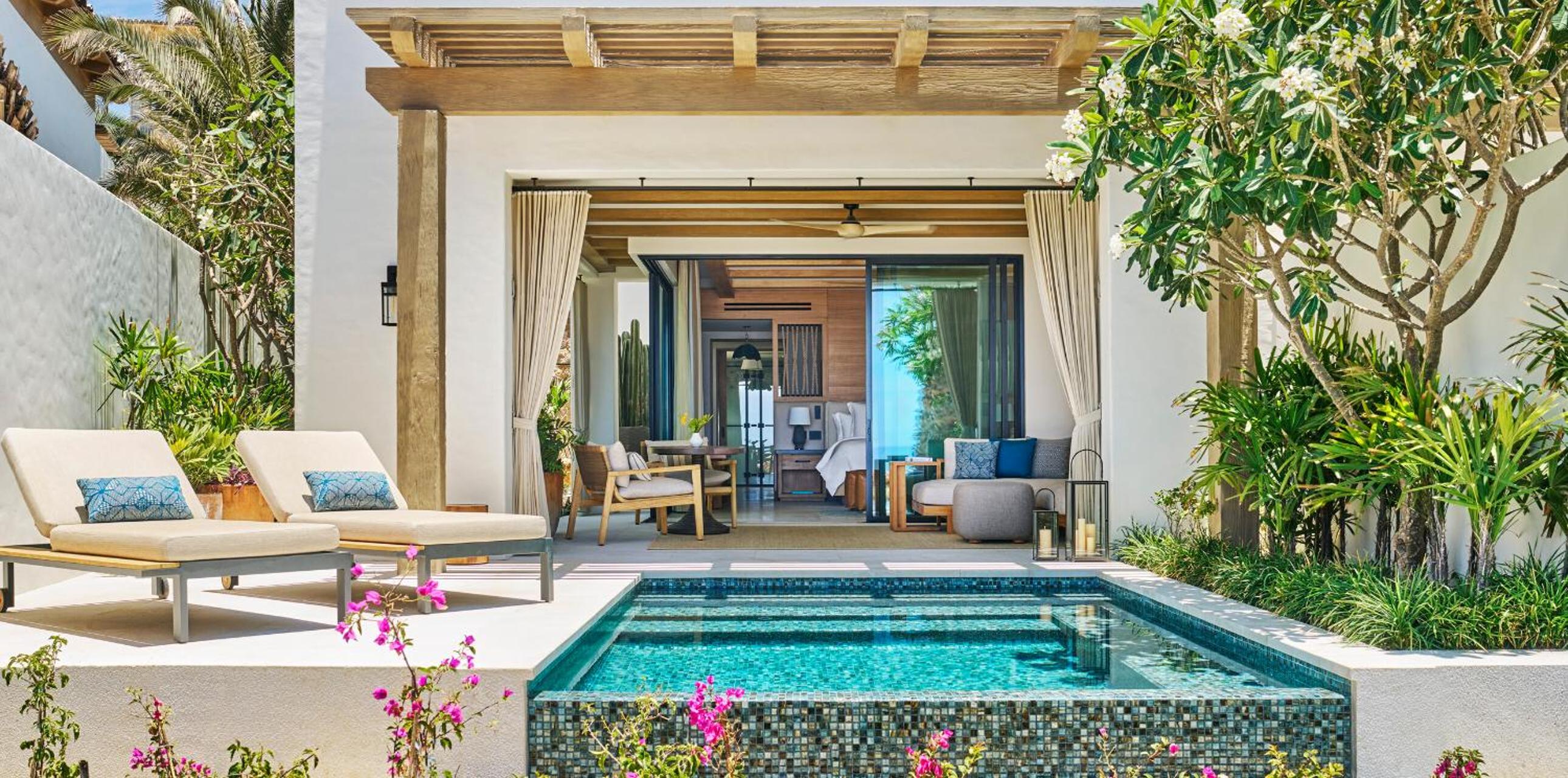 Oceanfront Casita Two Queen With Plunge Pool