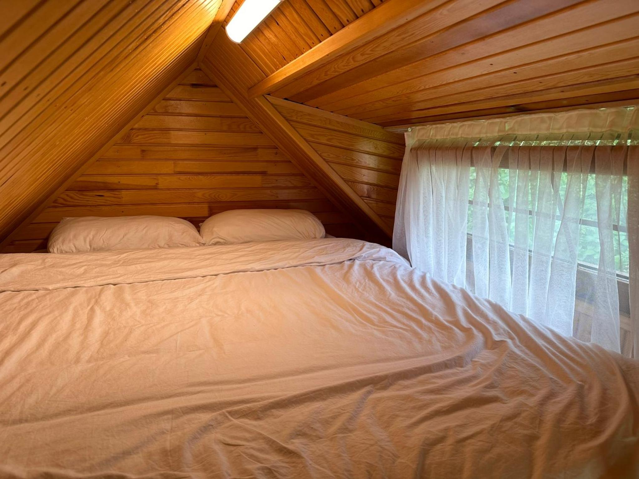Deluxe Bungalow with Sea View - Photo 11