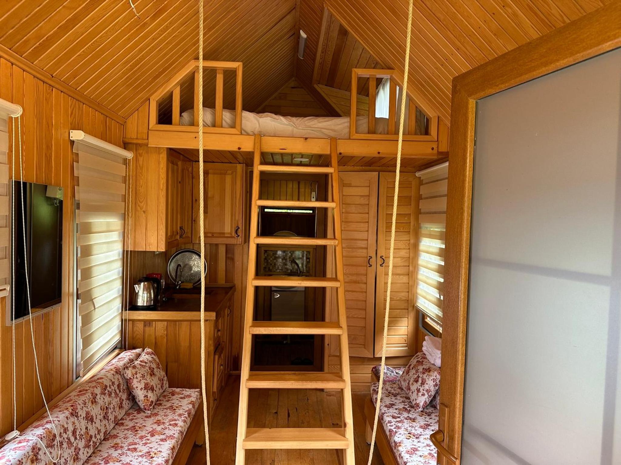 Deluxe Bungalow with Sea View - Photo 1