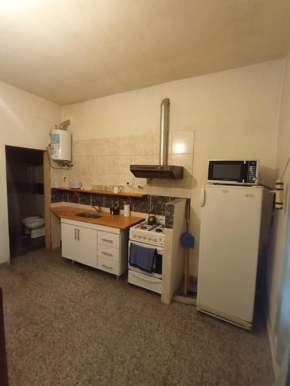 One-Bedroom House photo 2