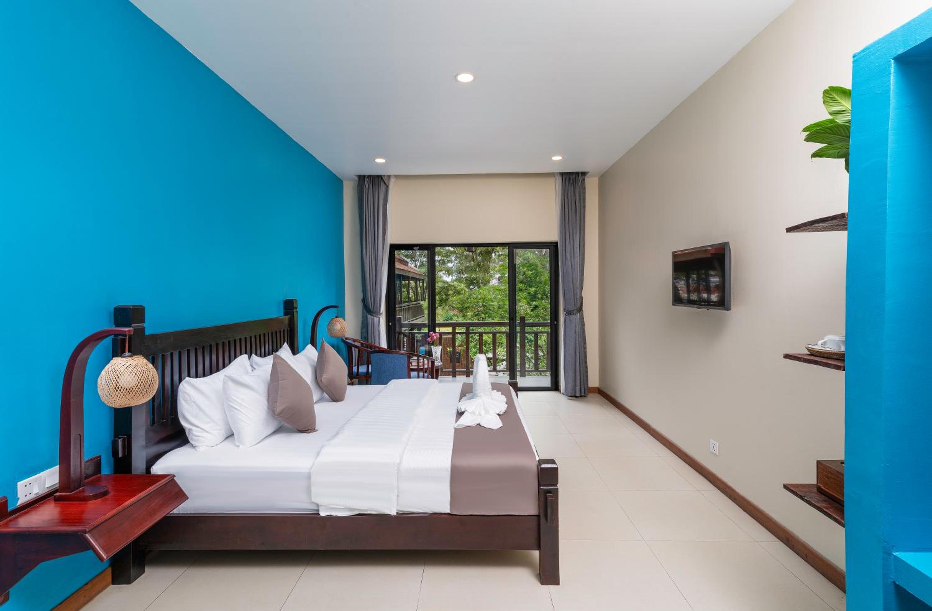 Large Double Room