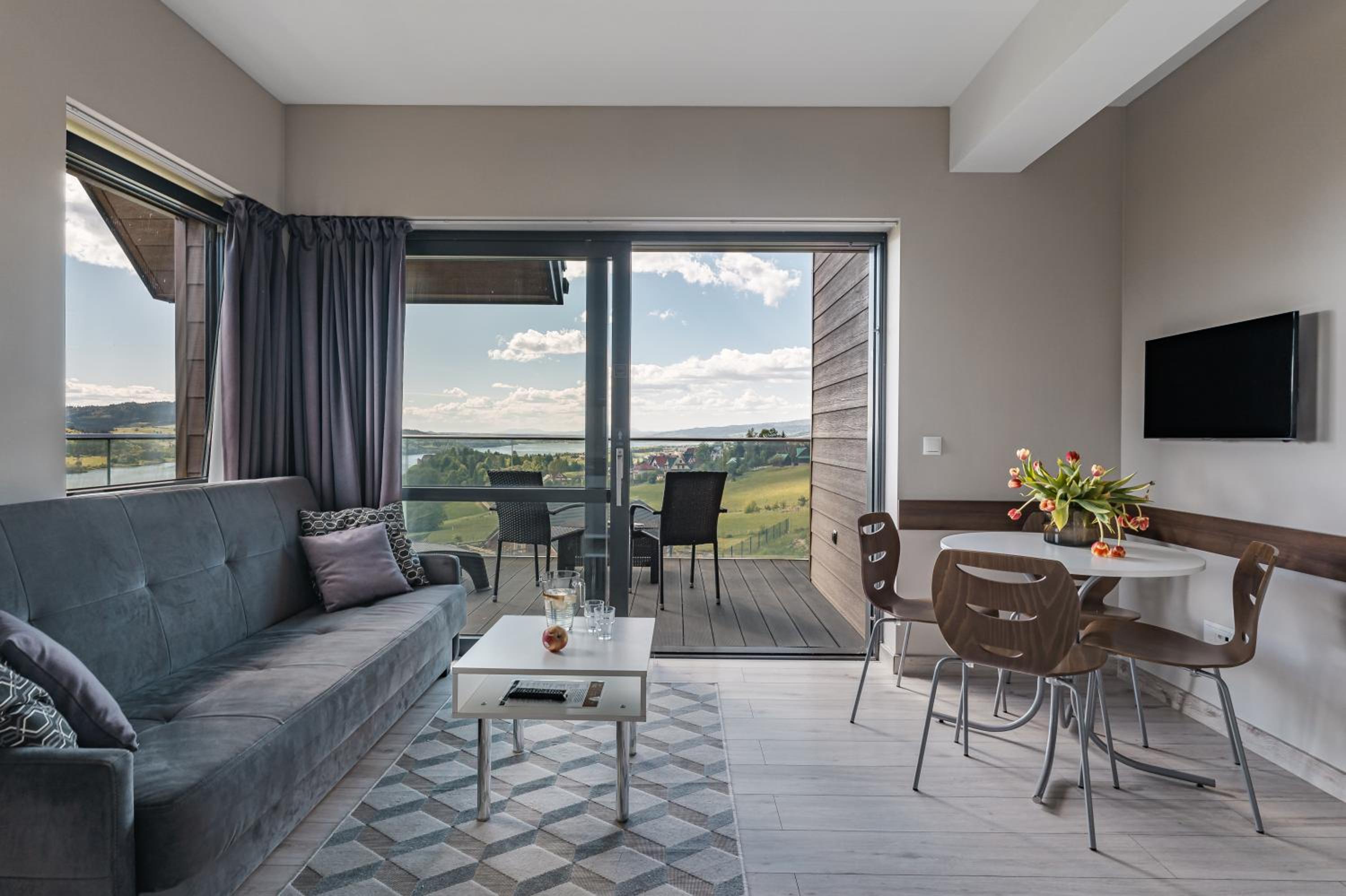 Apartment with Terrace photo 1