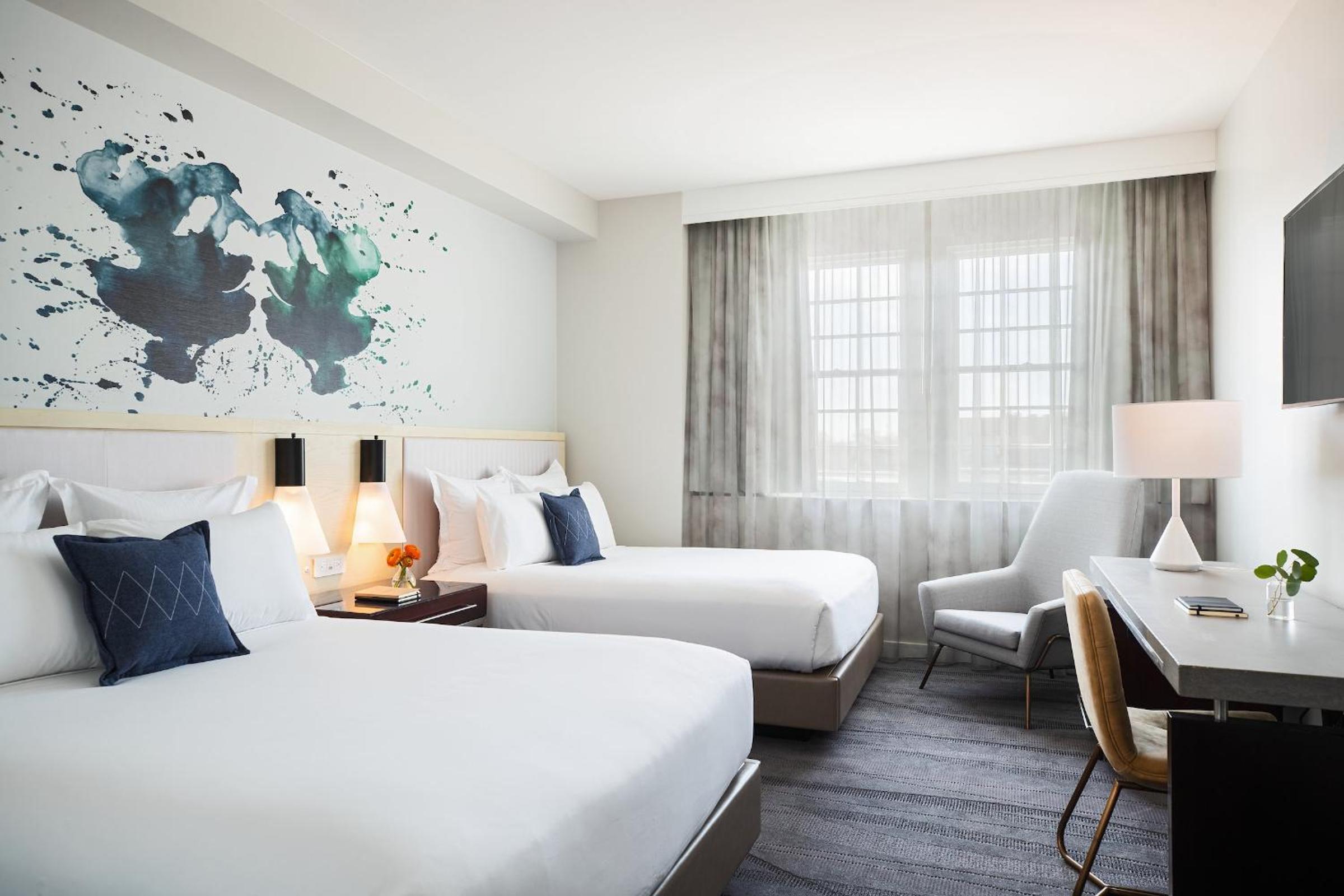 Double Queen Guest Room photo 2