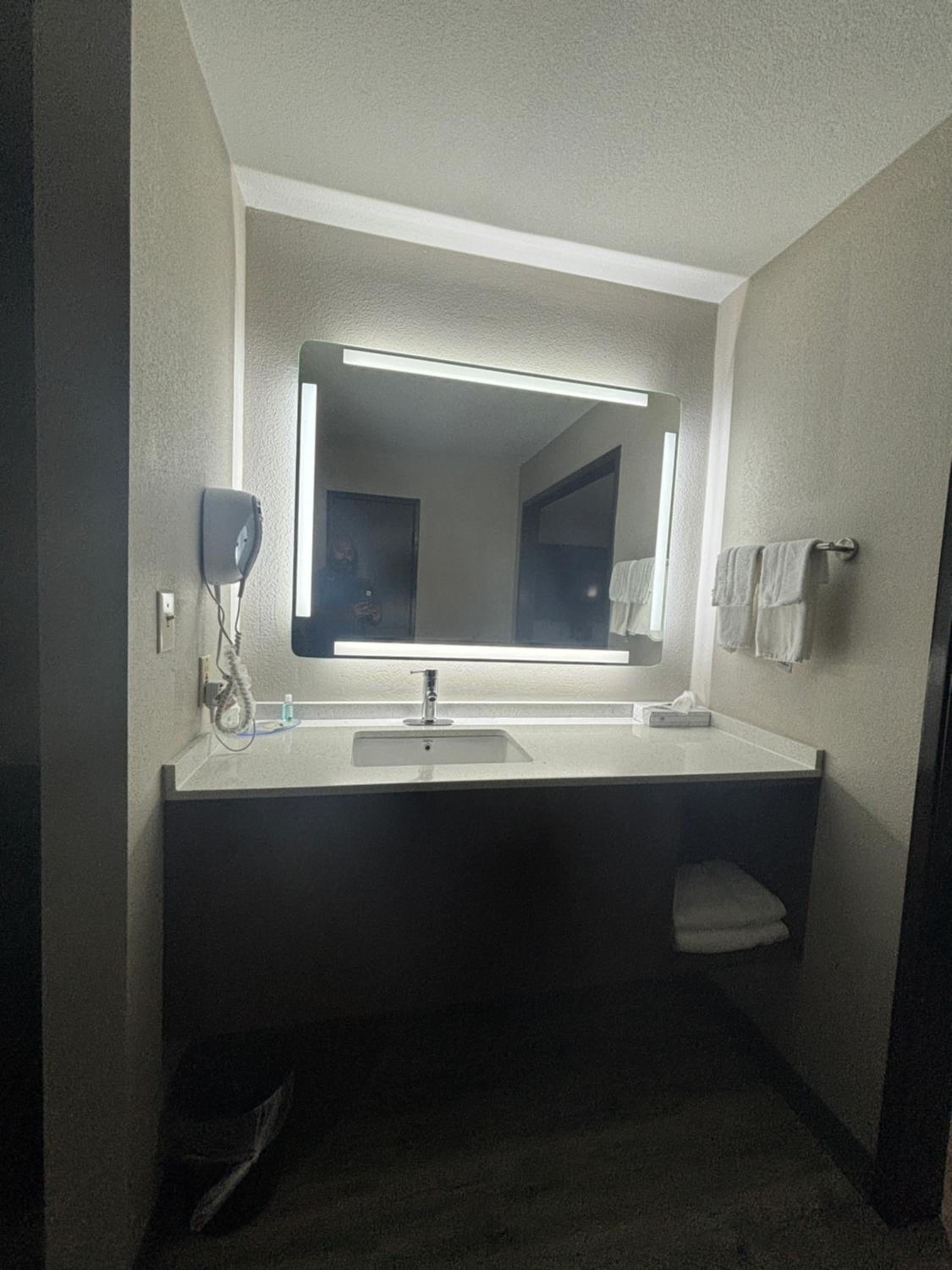 Superior Queen Room with Two Queen Beds - Non Smoking - Photo 1