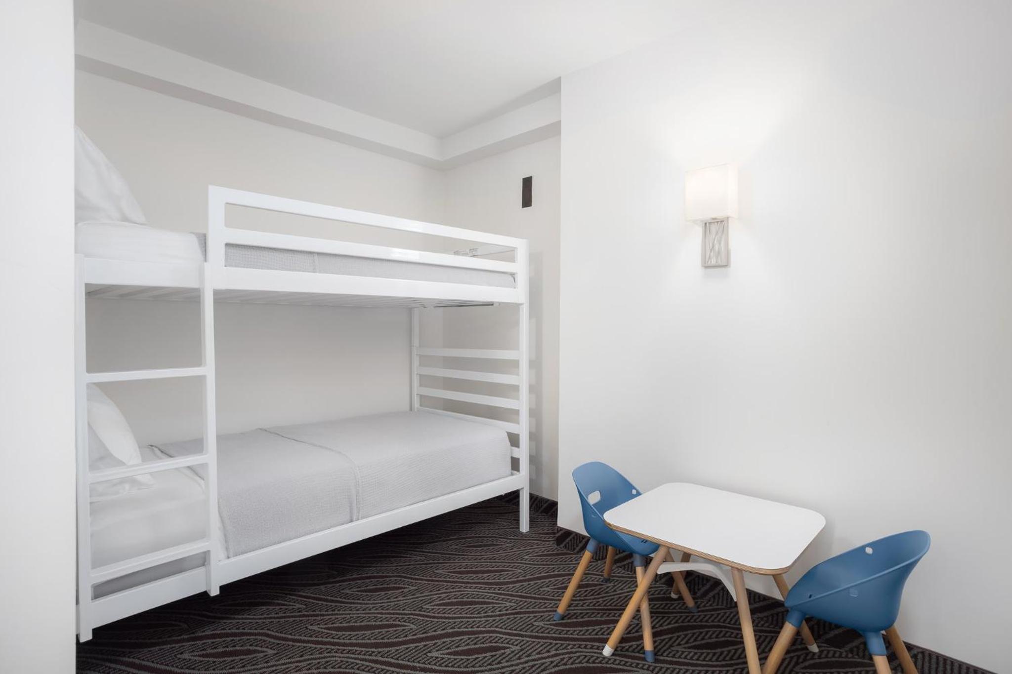 Suite with One King Bed and One Bunk Bed - Mobility Access and Kids Friendly photo 2