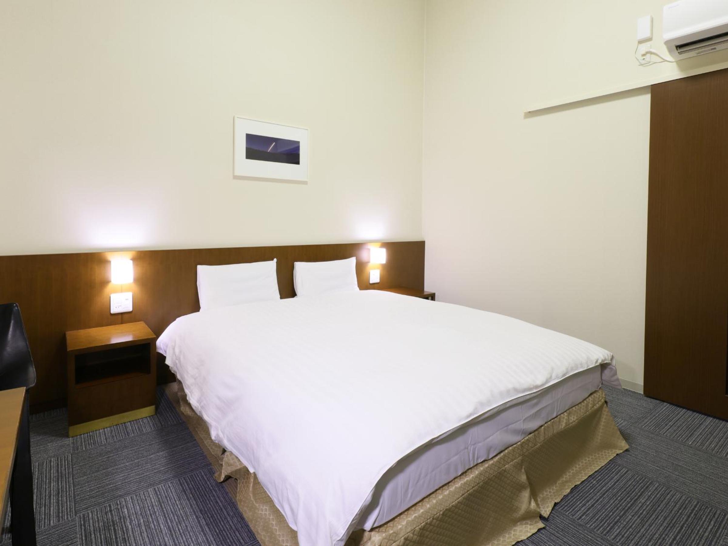 Superior Twin Room - Non-Smoking - Eco Plan (No Daily Cleaning) - Photo 1
