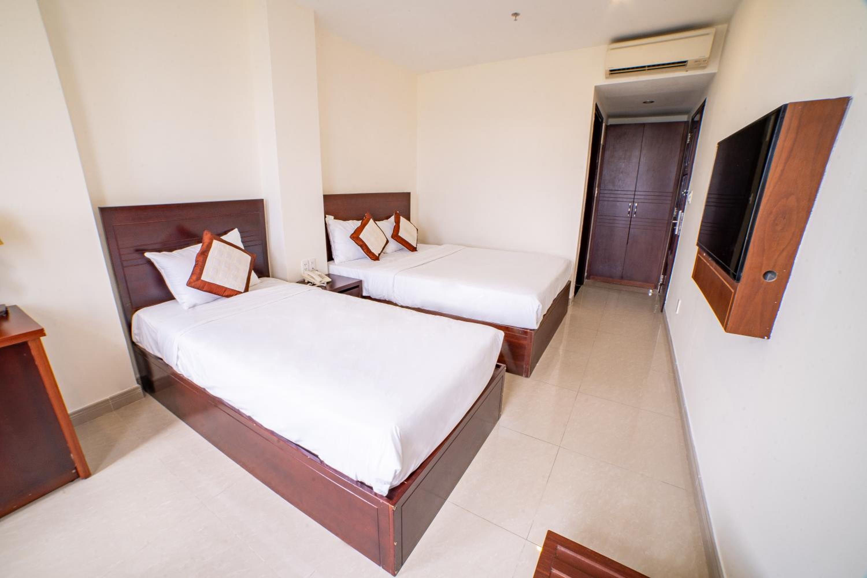 Deluxe Triple Room
