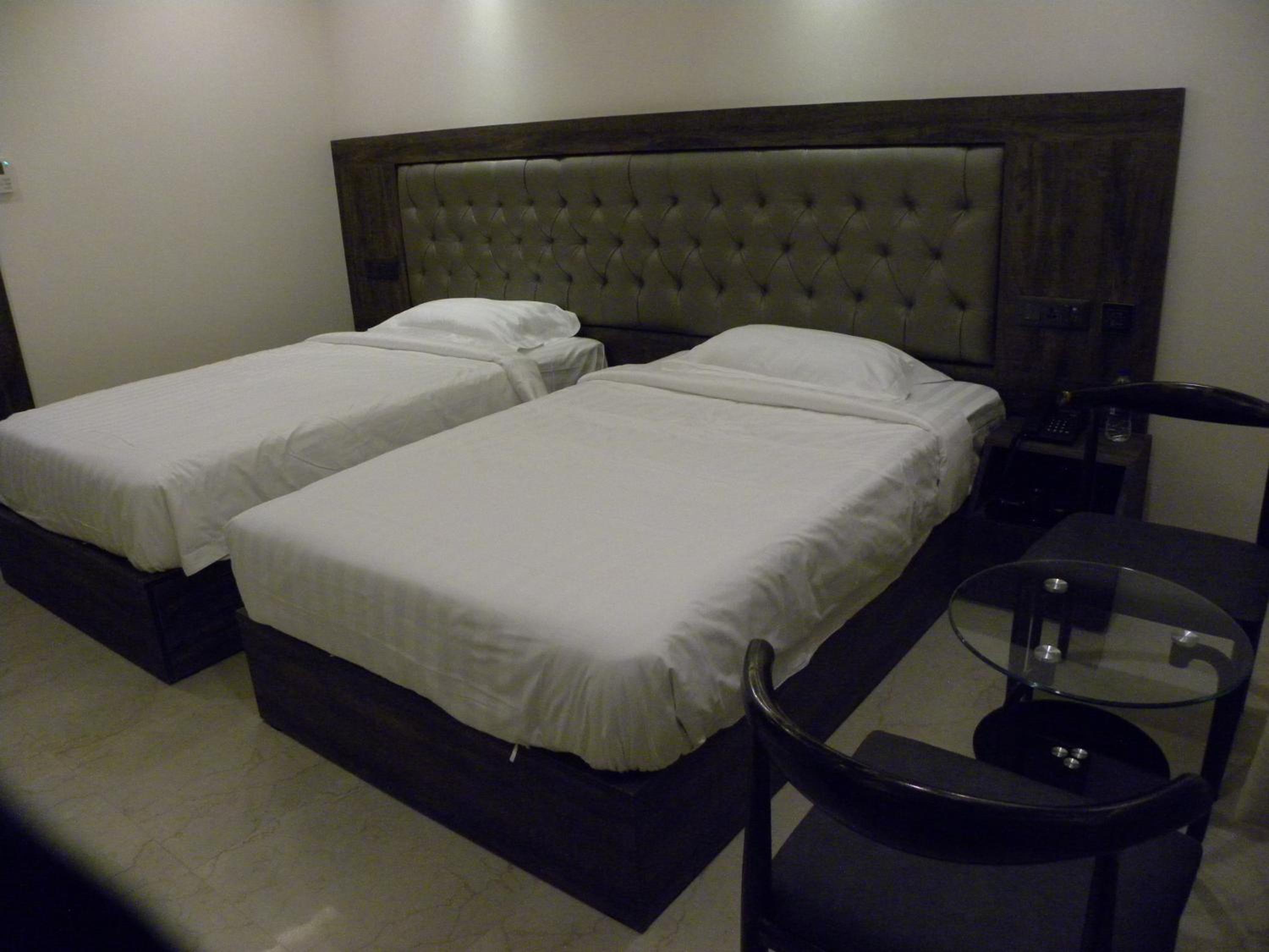 Double or Twin Room - Photo 1